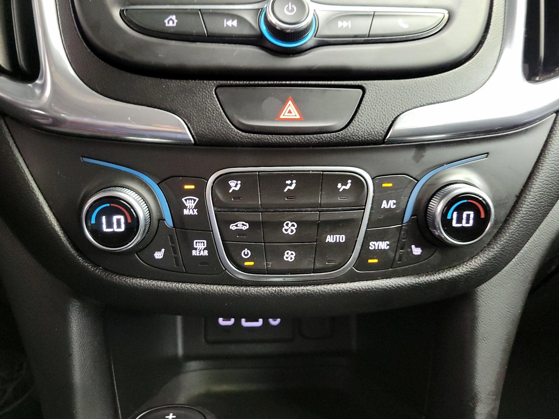 Thumbnail: 2020 Chevrolet Equinox - 17