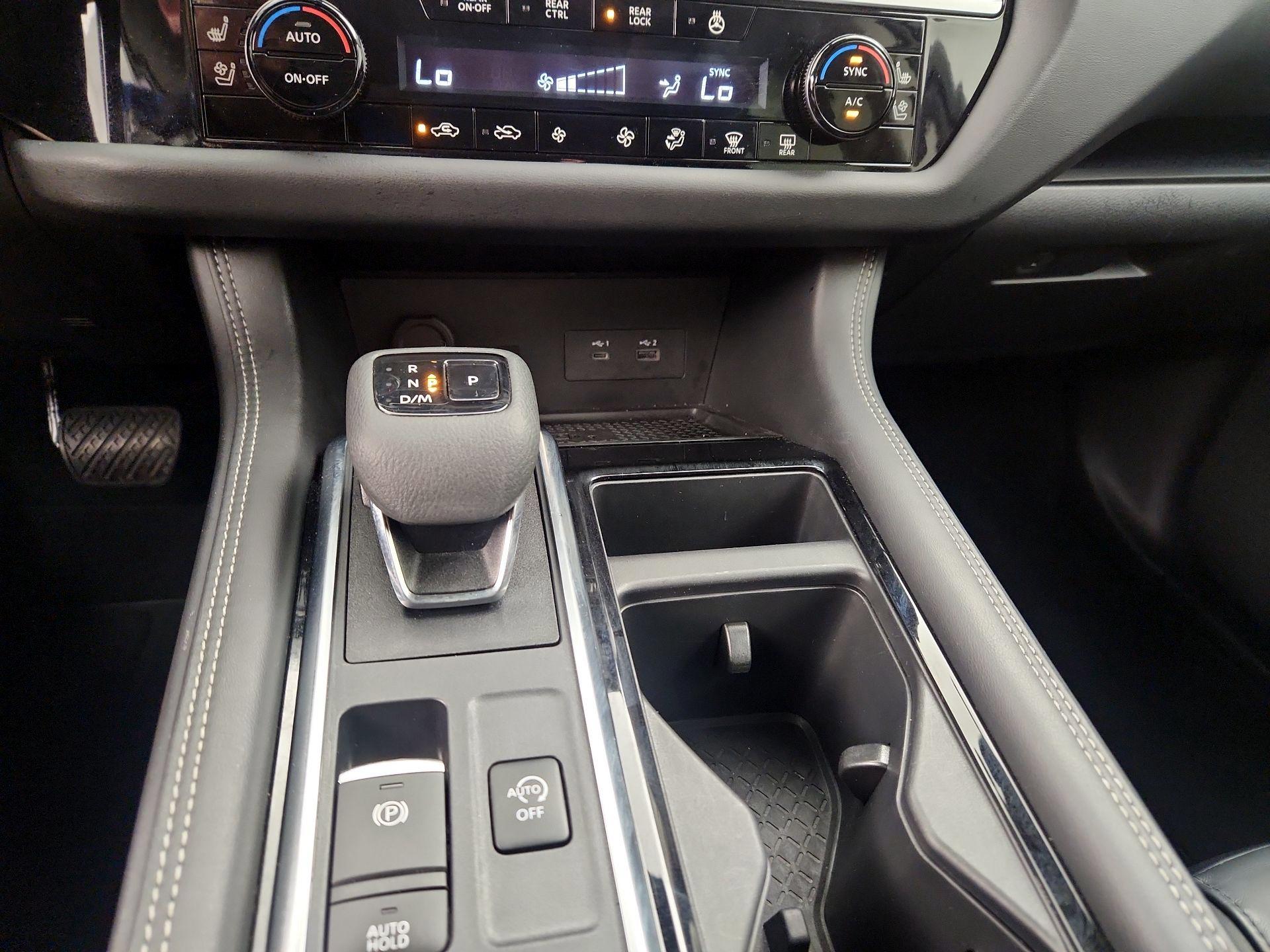 Thumbnail: 2023 Nissan Pathfinder - 17