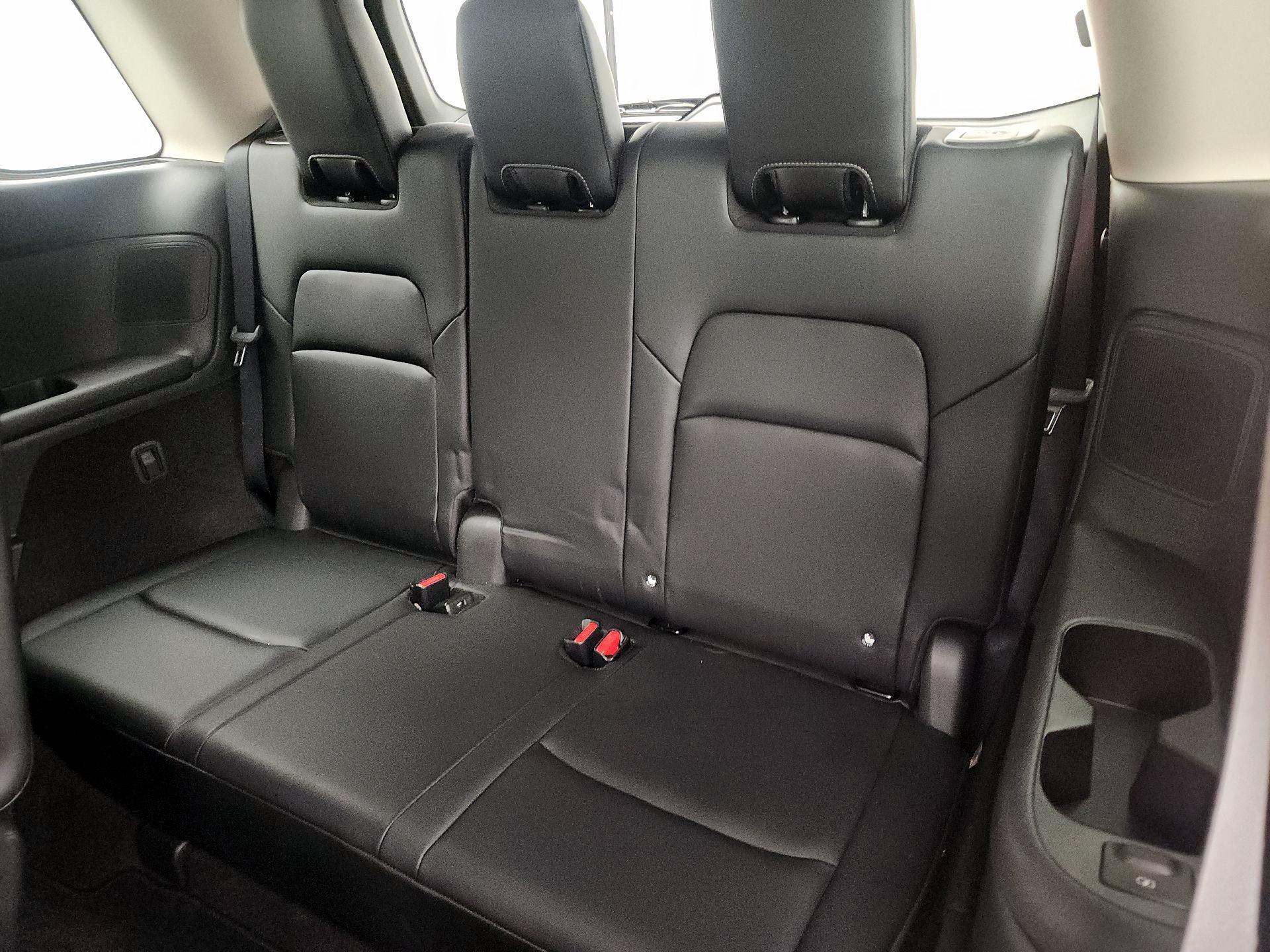 Thumbnail: 2023 Nissan Pathfinder - 20