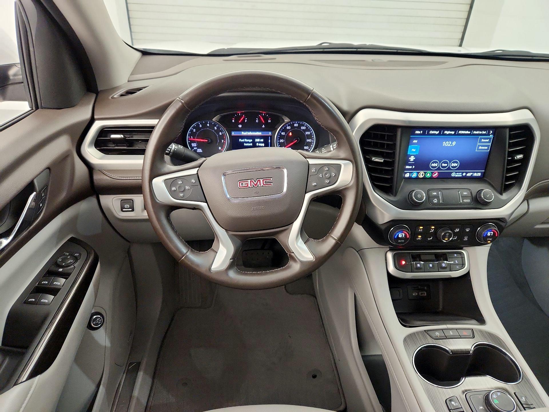 Thumbnail: 2023 GMC Acadia - 10