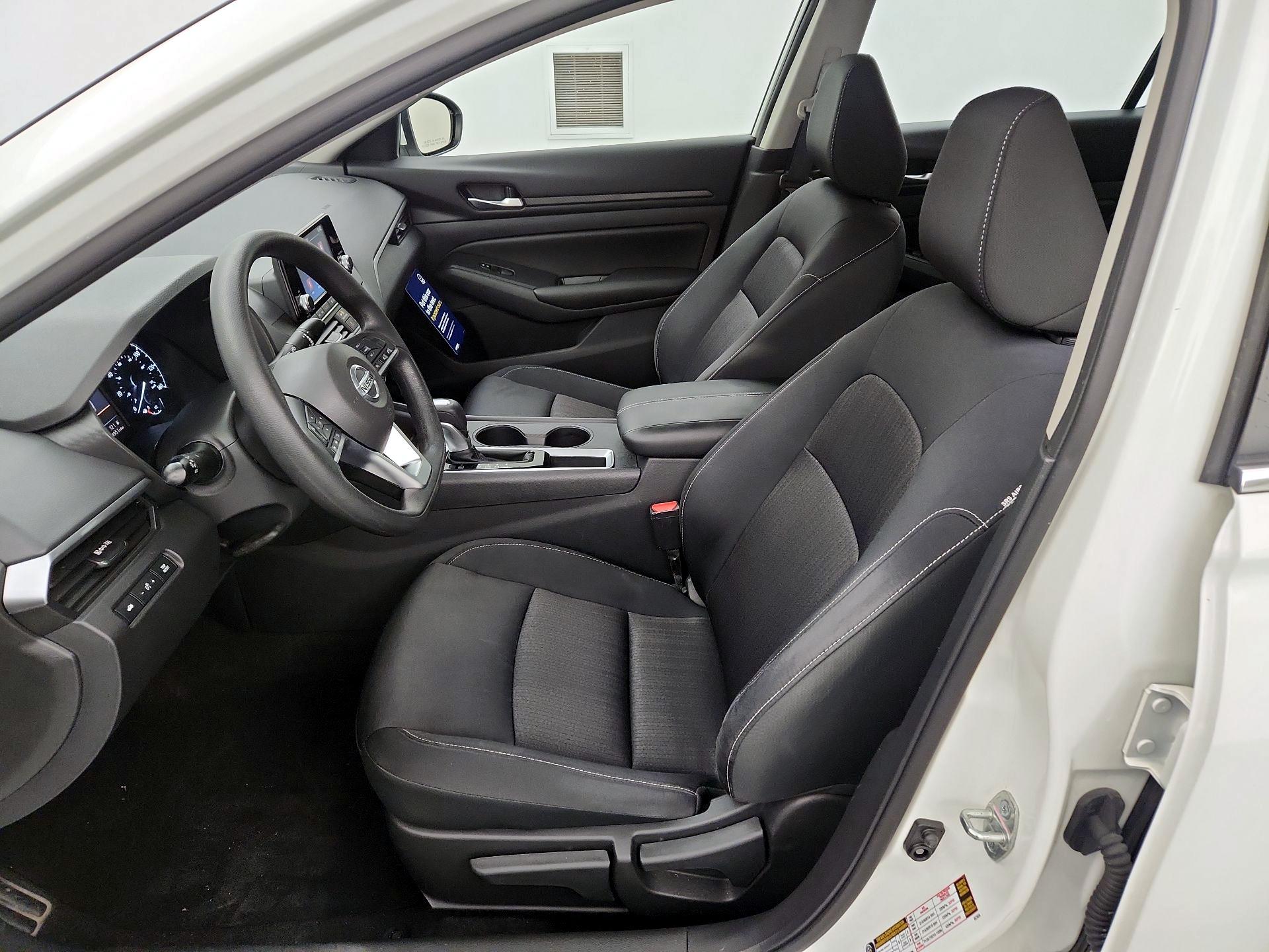 Thumbnail: 2022 Nissan Altima - 11