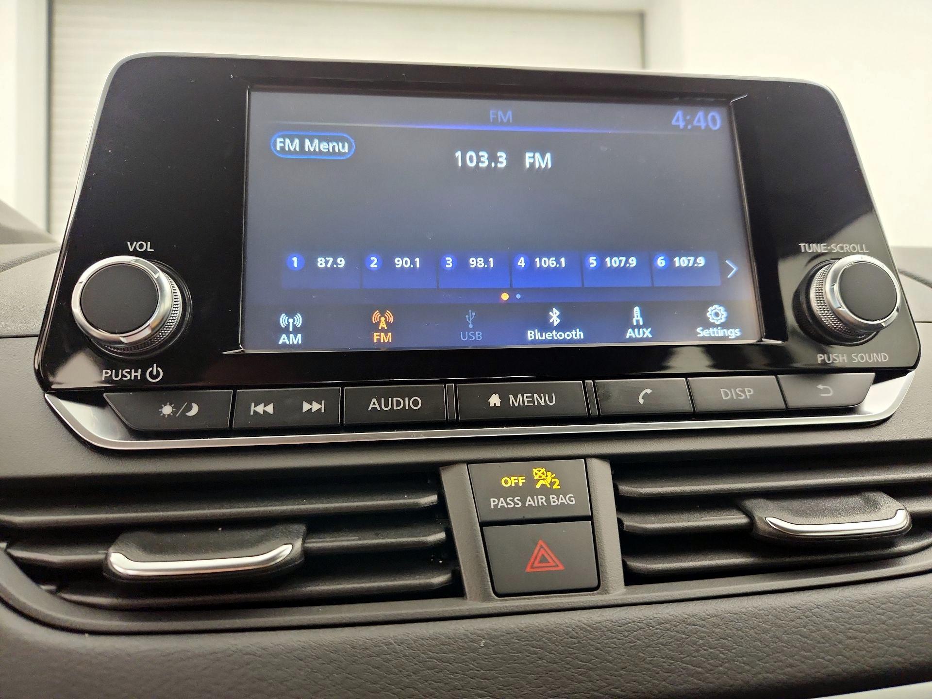 Thumbnail: 2022 Nissan Altima - 16