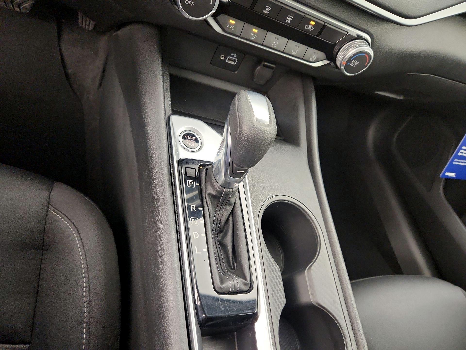 Thumbnail: 2022 Nissan Altima - 18