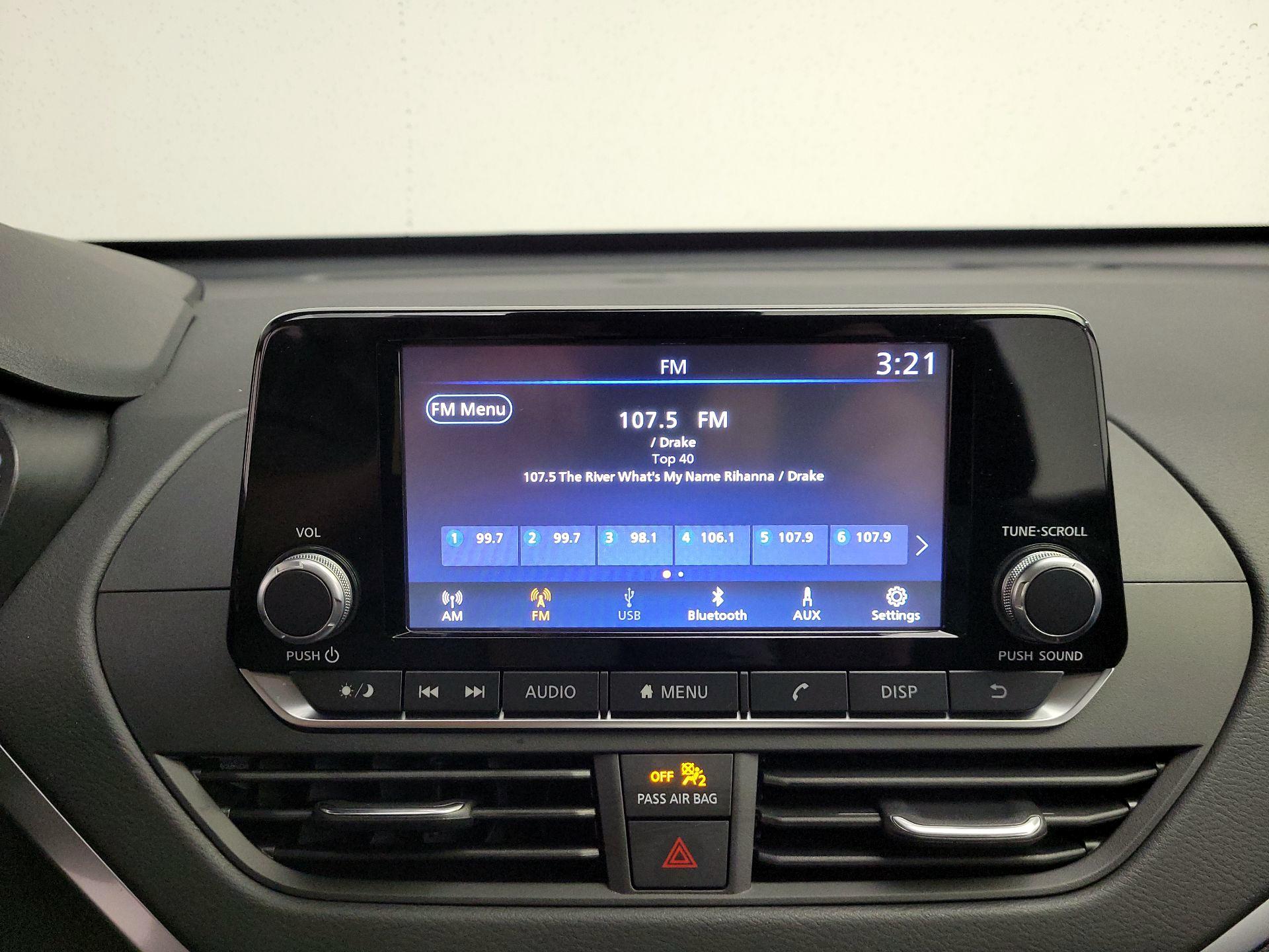 Thumbnail: 2022 Nissan Altima - 15