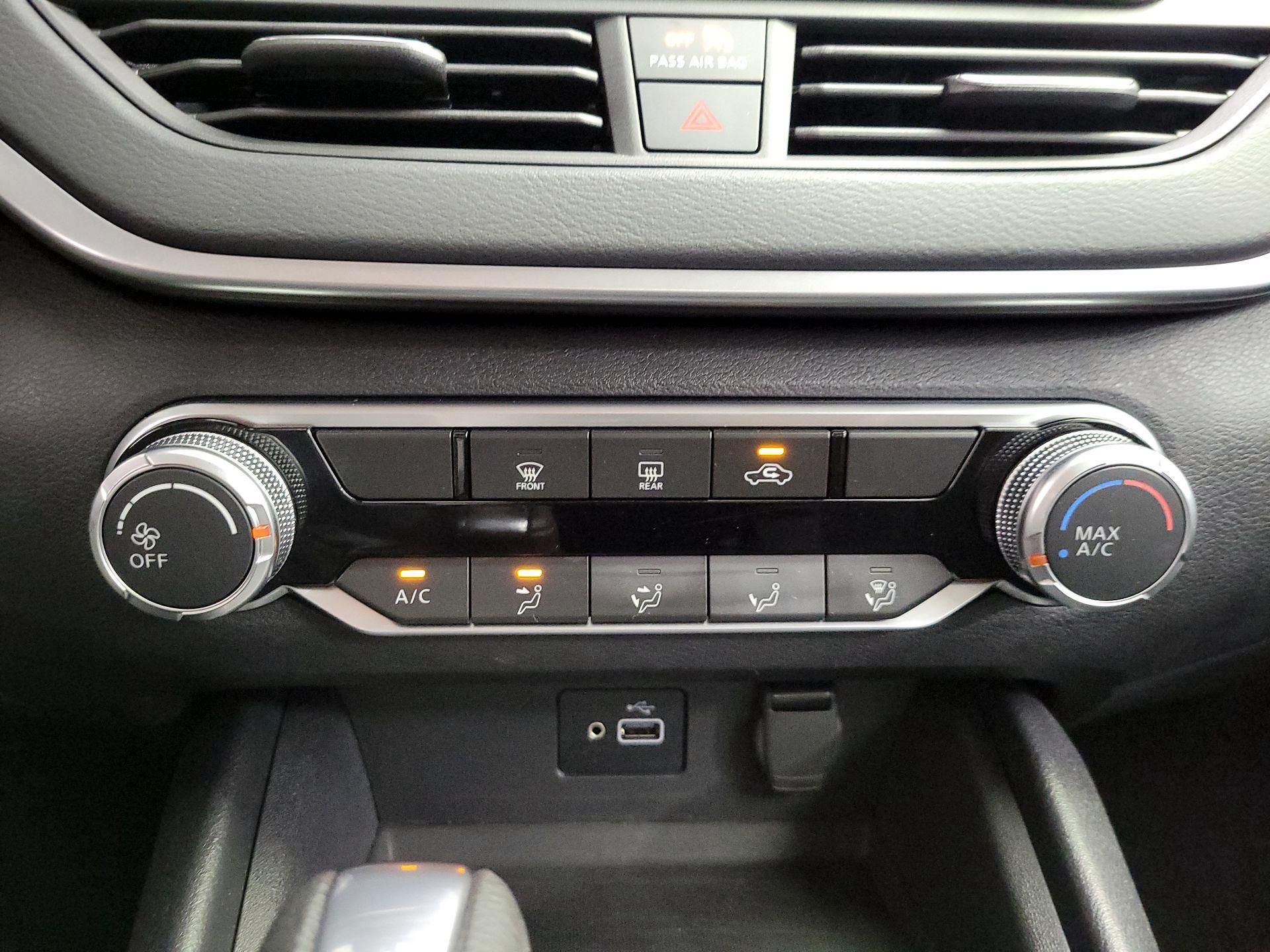 Thumbnail: 2022 Nissan Altima - 16