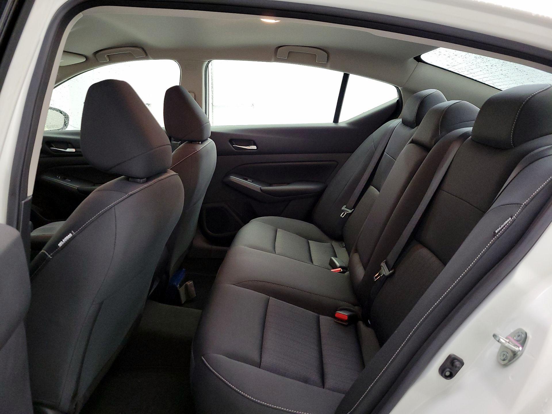 Thumbnail: 2022 Nissan Altima - 19