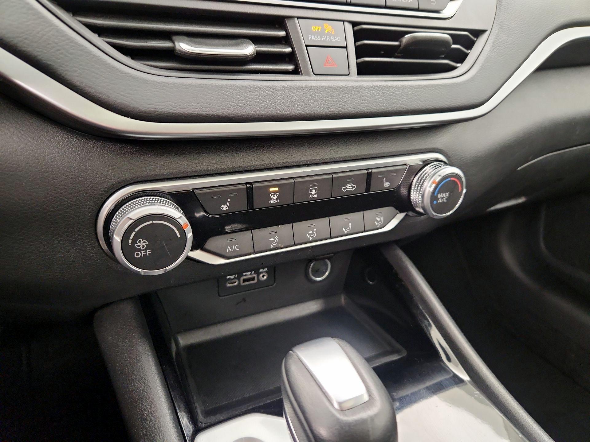 Thumbnail: 2022 Nissan Altima - 16