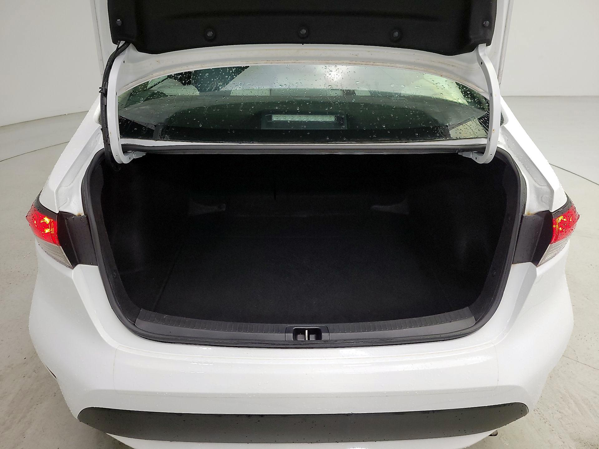 Thumbnail: 2022 Toyota Corolla - 20