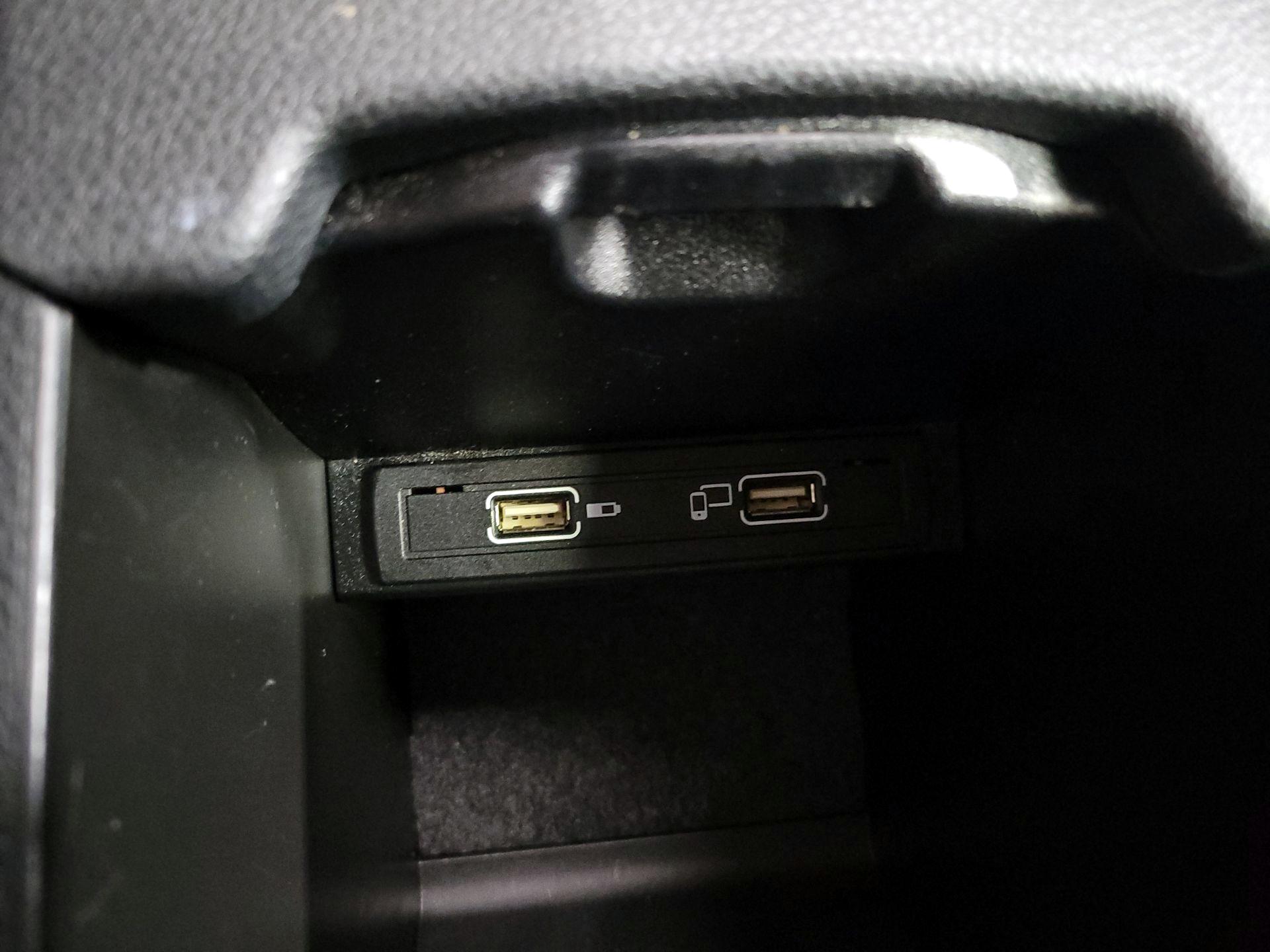 Thumbnail: 2020 Mercedes-Benz GLA - 18