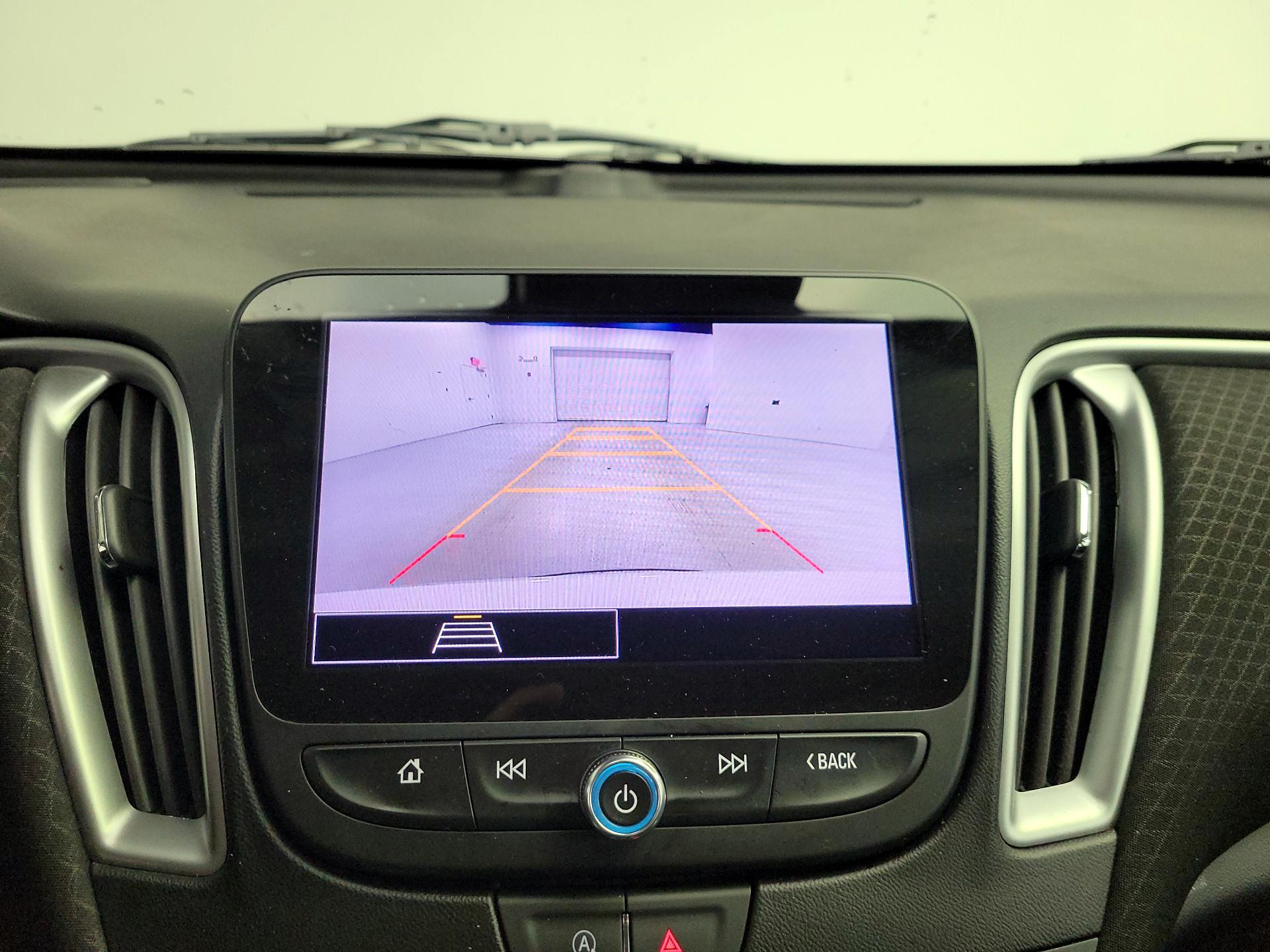 Thumbnail: 2023 Chevrolet Malibu - 15