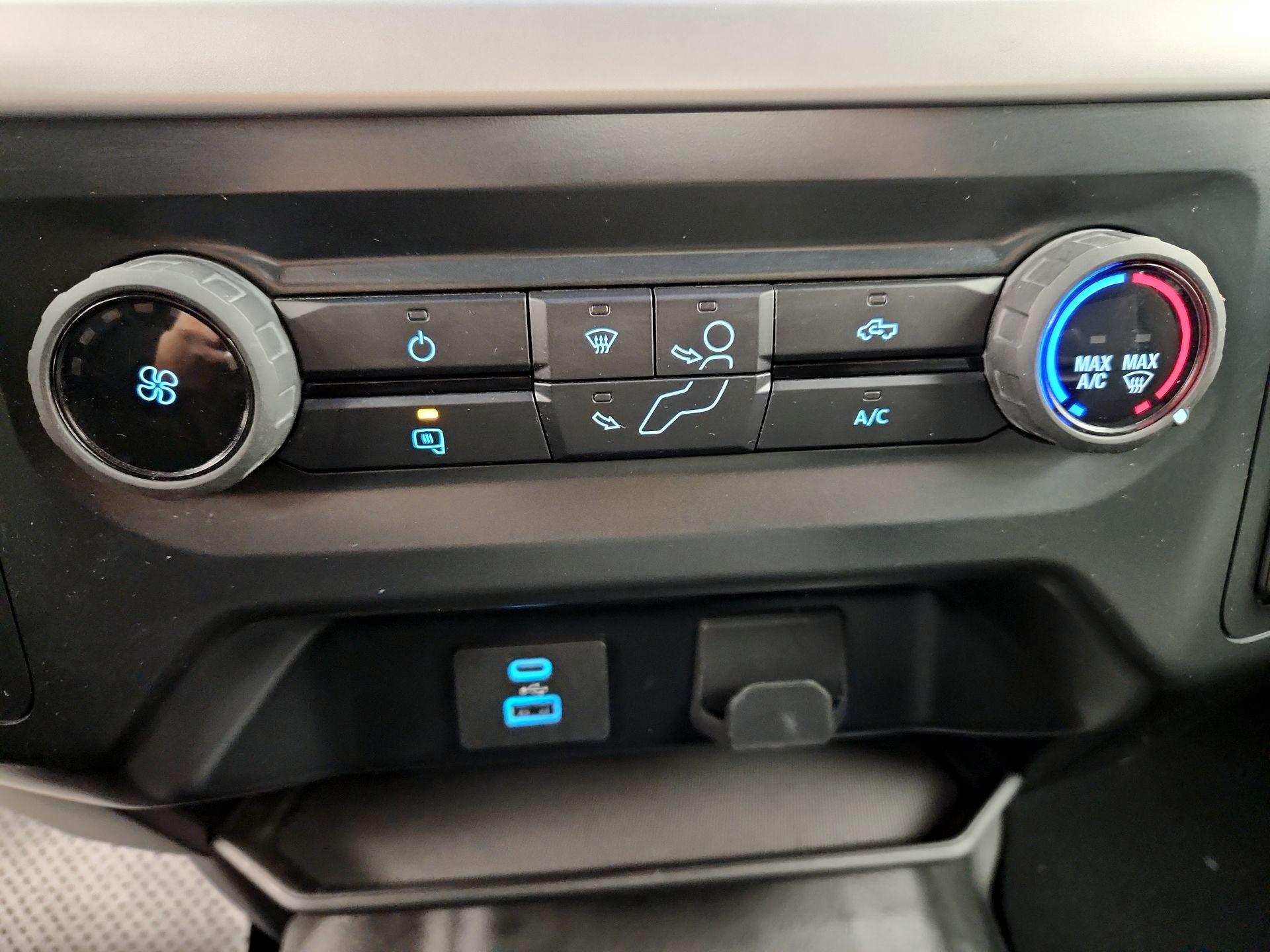 Thumbnail: 2022 Ford F-150 - 16