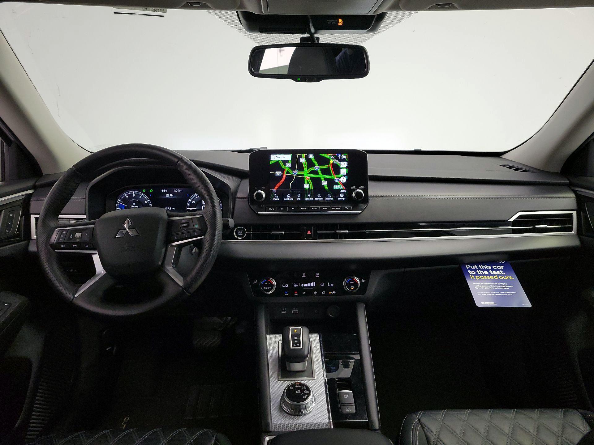 Thumbnail: 2024 Mitsubishi Outlander - 9