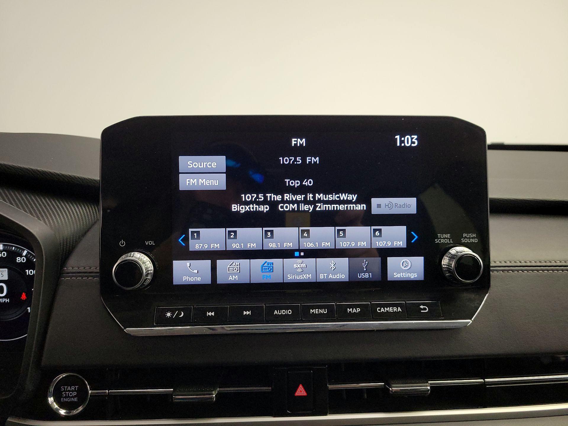 Thumbnail: 2024 Mitsubishi Outlander - 16