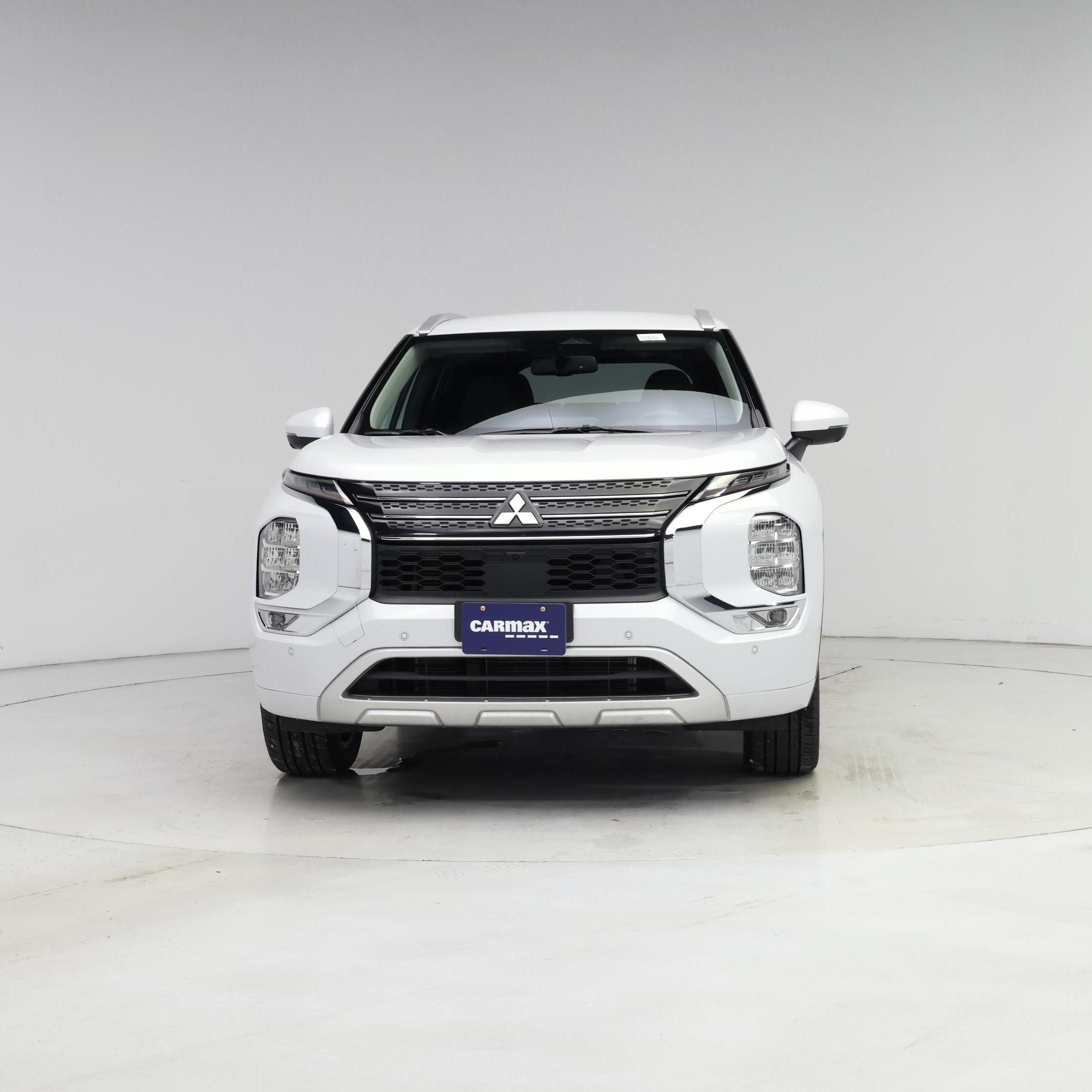 Thumbnail: 2024 Mitsubishi Outlander - 5