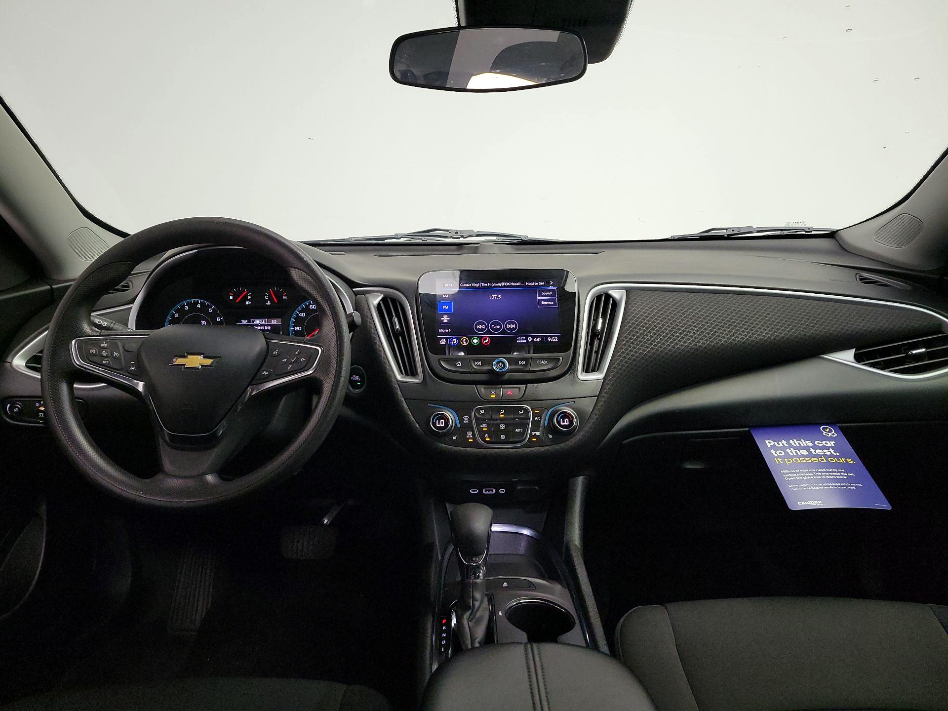 Thumbnail: 2023 Chevrolet Malibu - 9