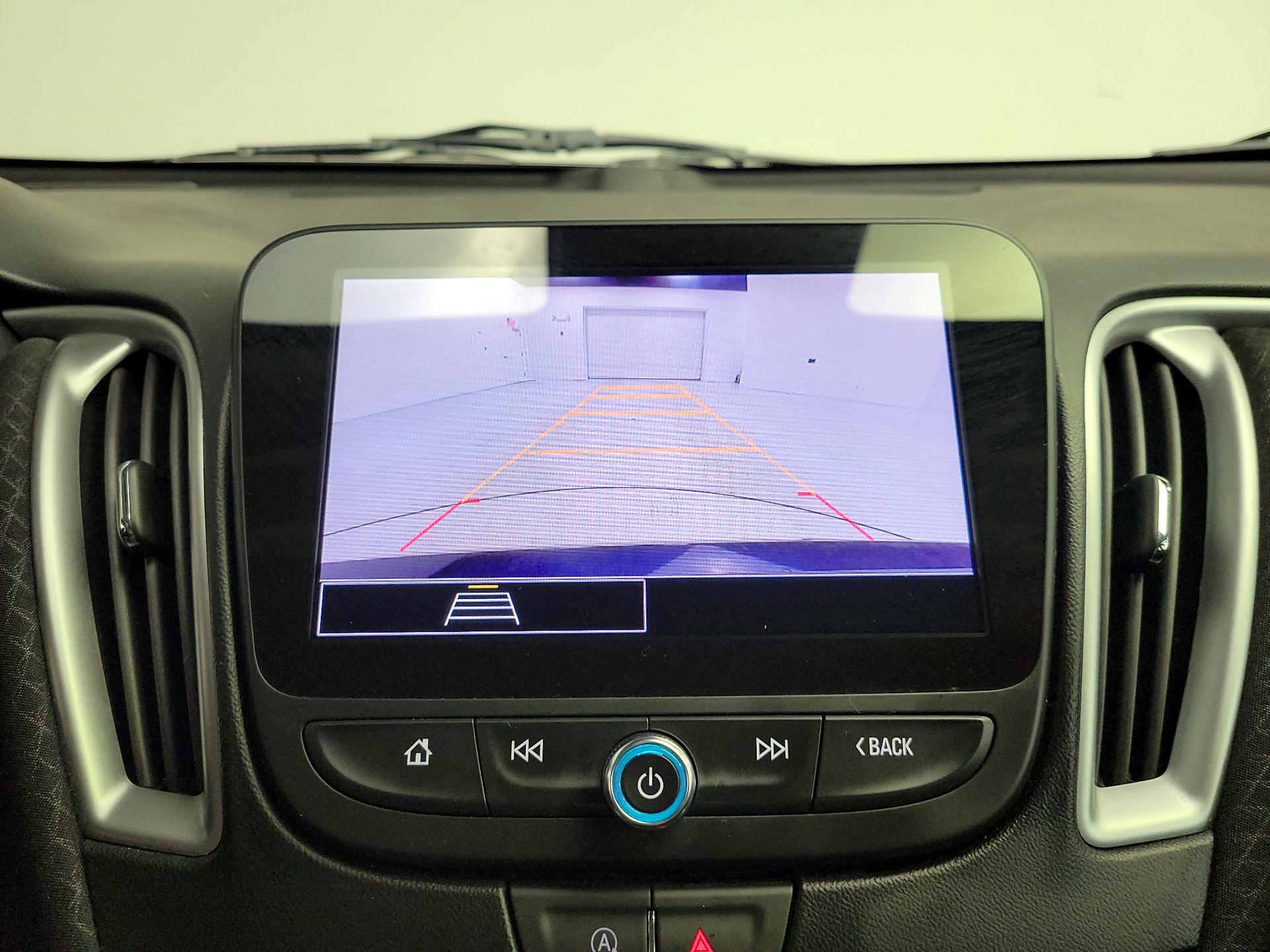 Thumbnail: 2023 Chevrolet Malibu - 14