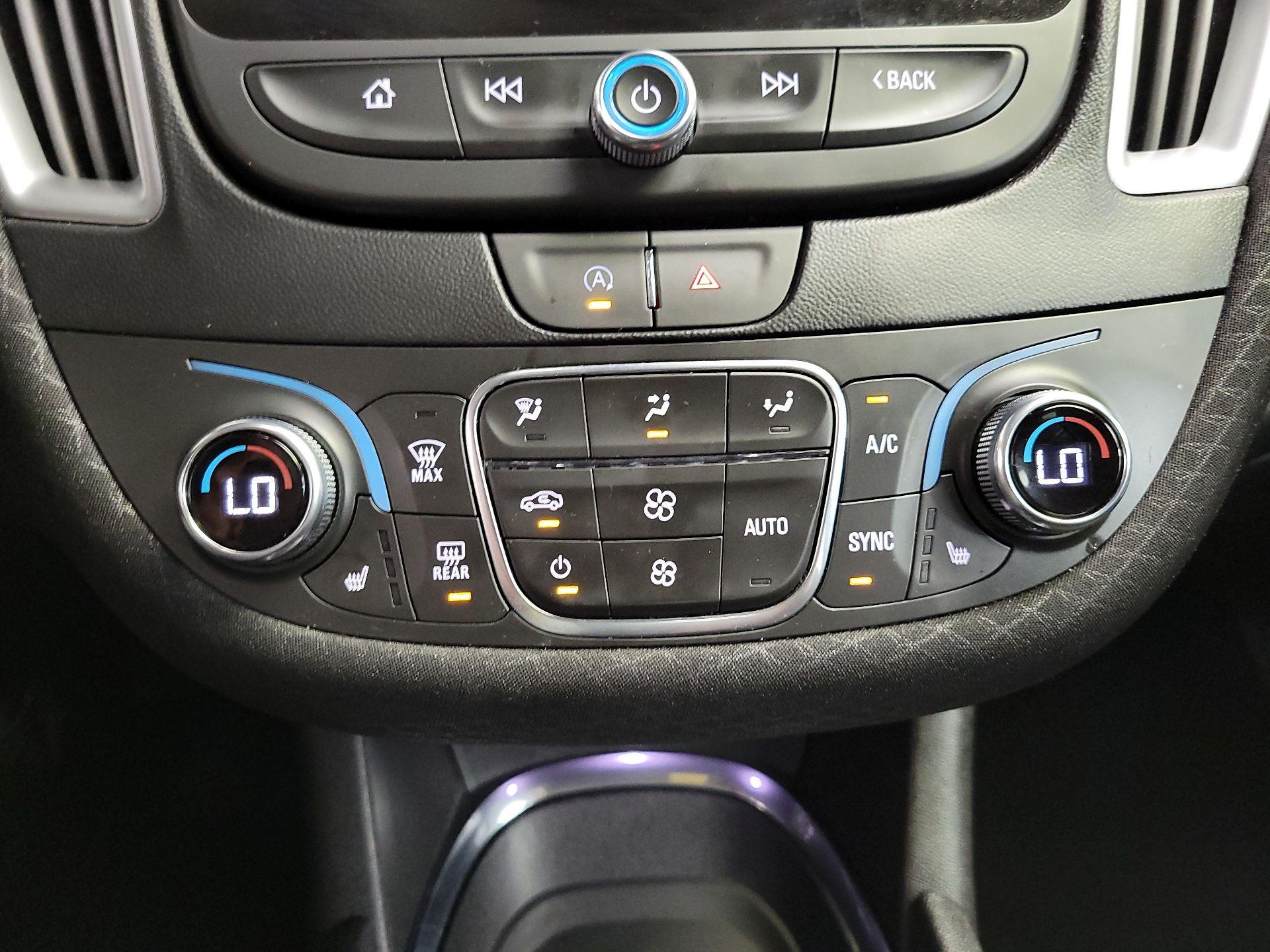 Thumbnail: 2023 Chevrolet Malibu - 16