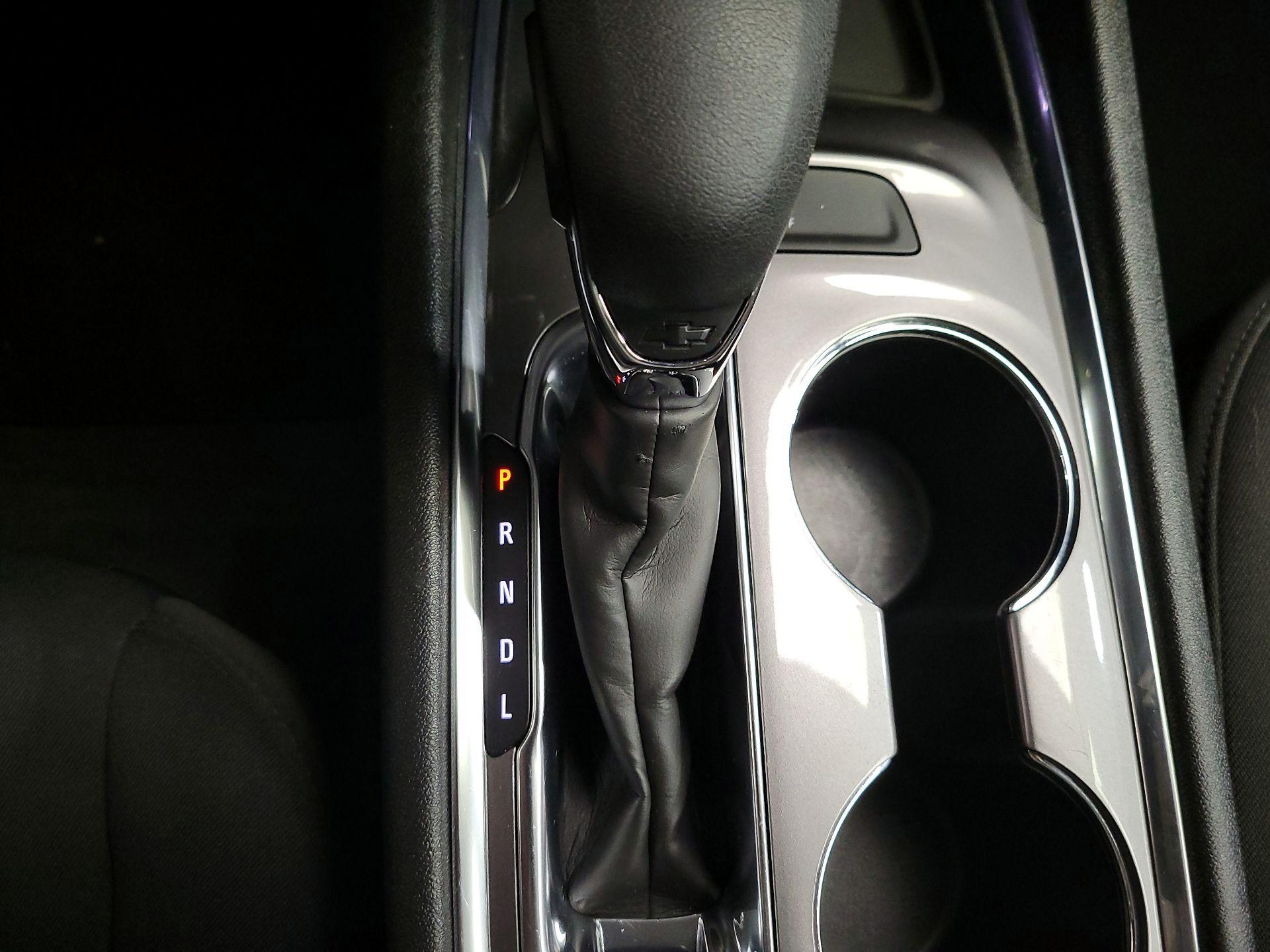 Thumbnail: 2023 Chevrolet Malibu - 17