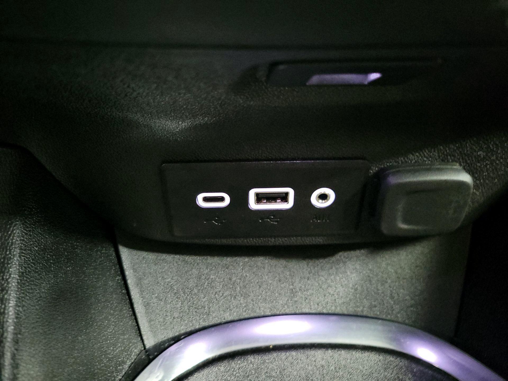 Thumbnail: 2023 Chevrolet Malibu - 18