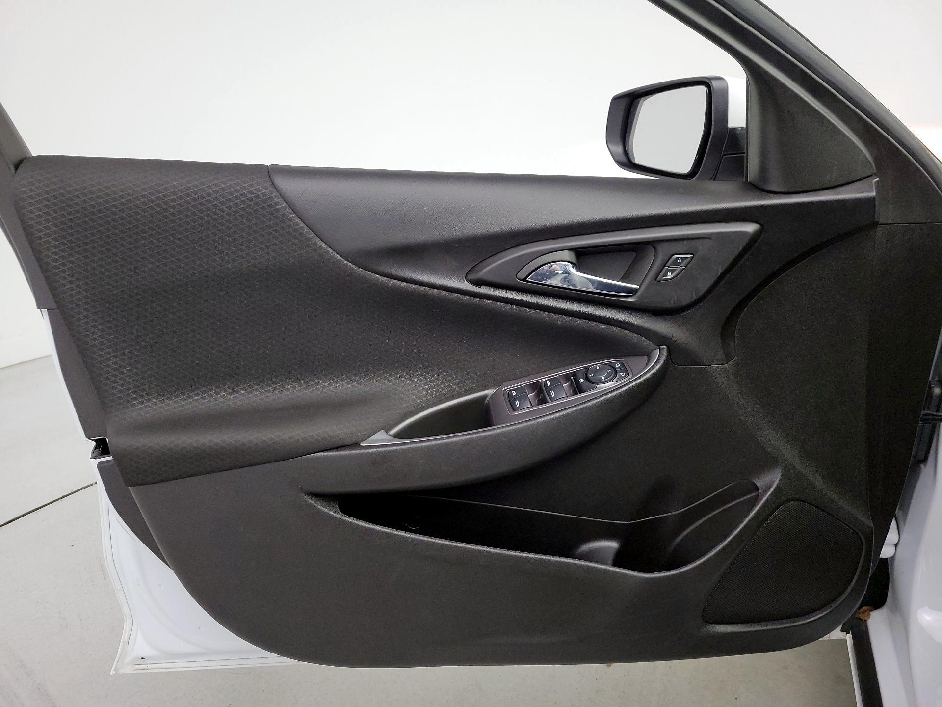 Thumbnail: 2023 Chevrolet Malibu - 12