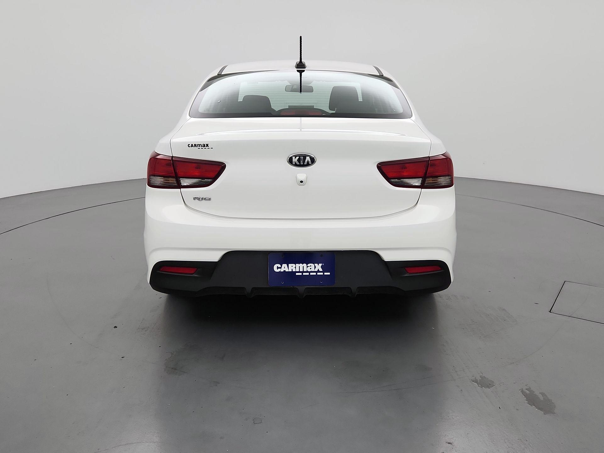 Thumbnail: 2020 Kia Rio - 6