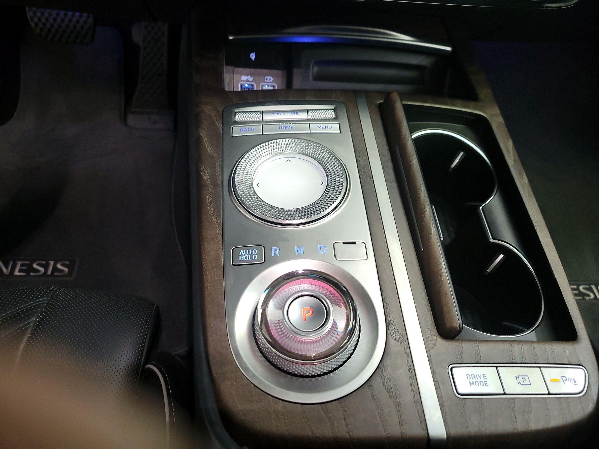 Thumbnail: 2021 Genesis G80 - 18