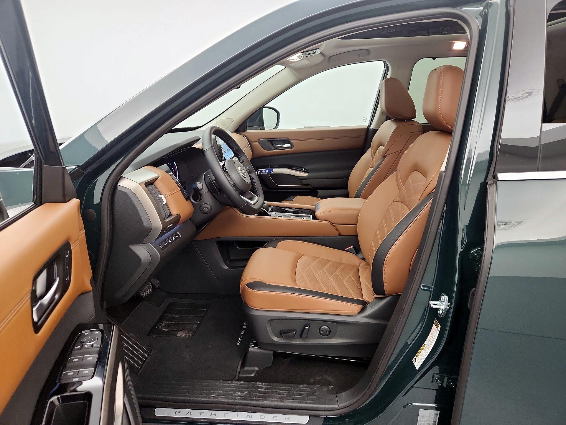 Thumbnail: 2025 Nissan Pathfinder - 11