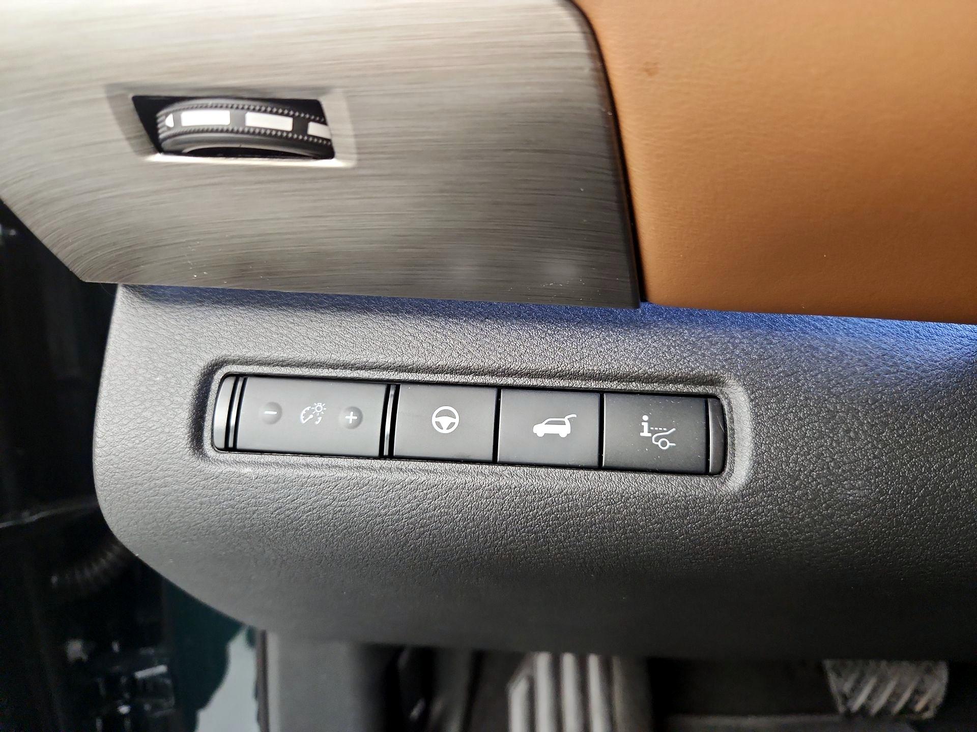 Thumbnail: 2025 Nissan Pathfinder - 13