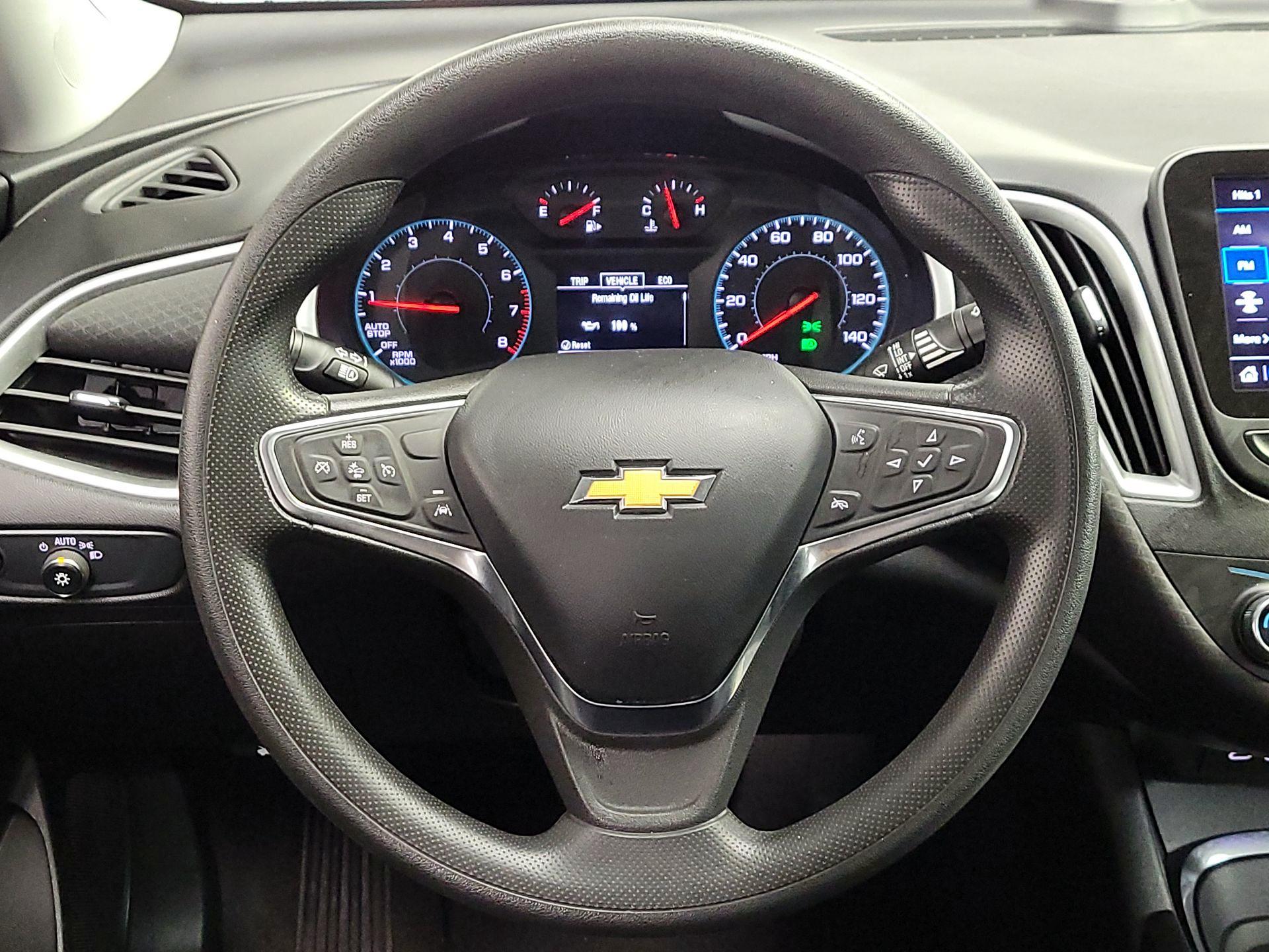 Thumbnail: 2023 Chevrolet Malibu - 10