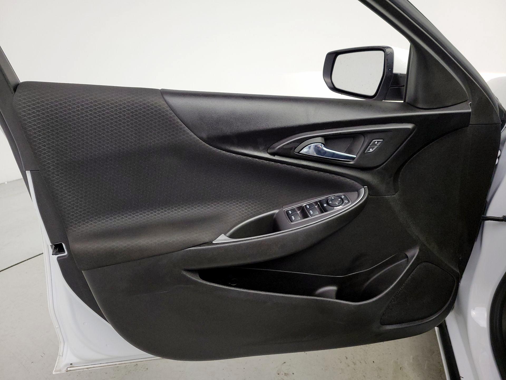 Thumbnail: 2023 Chevrolet Malibu - 12