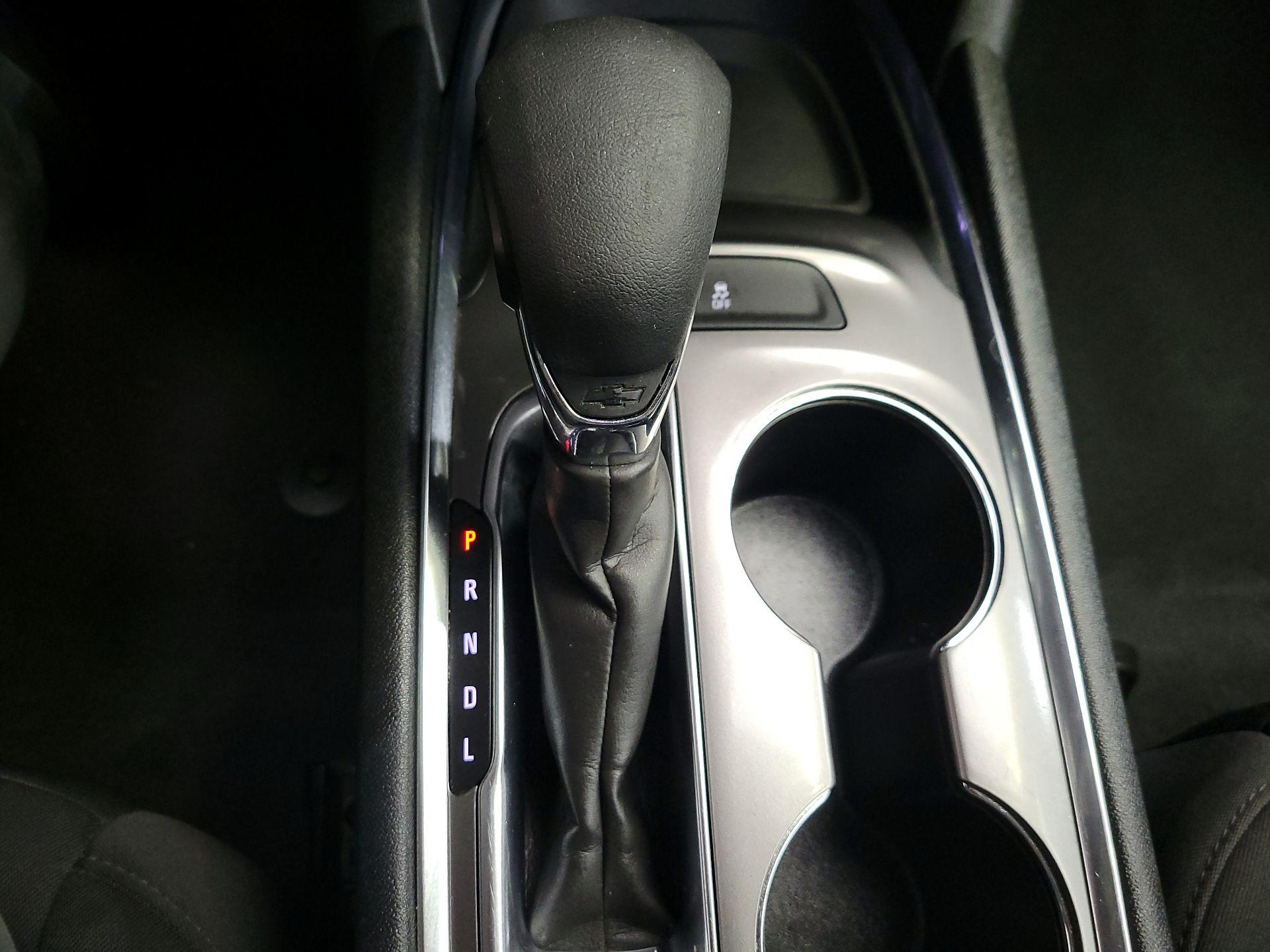 Thumbnail: 2023 Chevrolet Malibu - 17