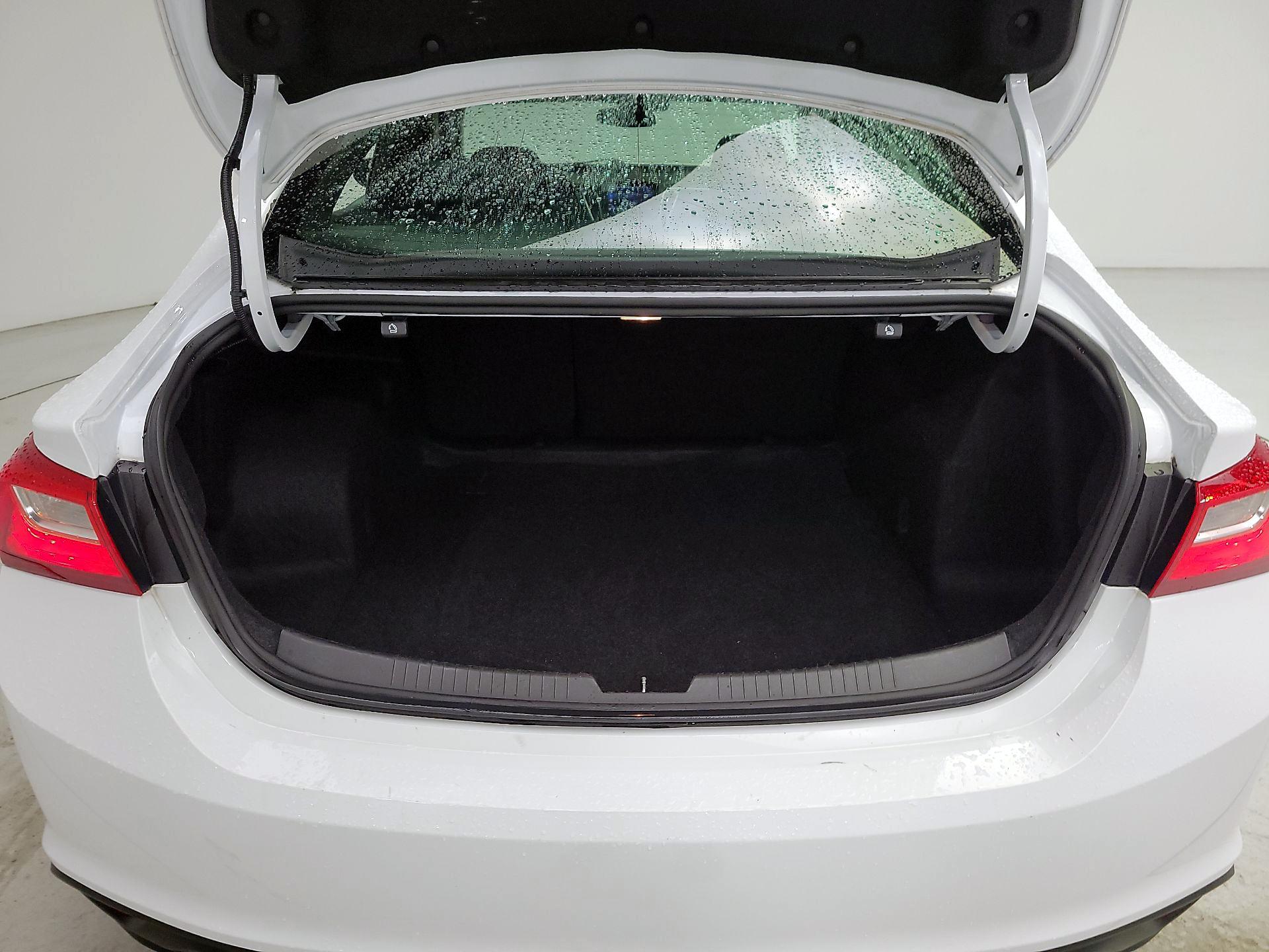 Thumbnail: 2023 Chevrolet Malibu - 20