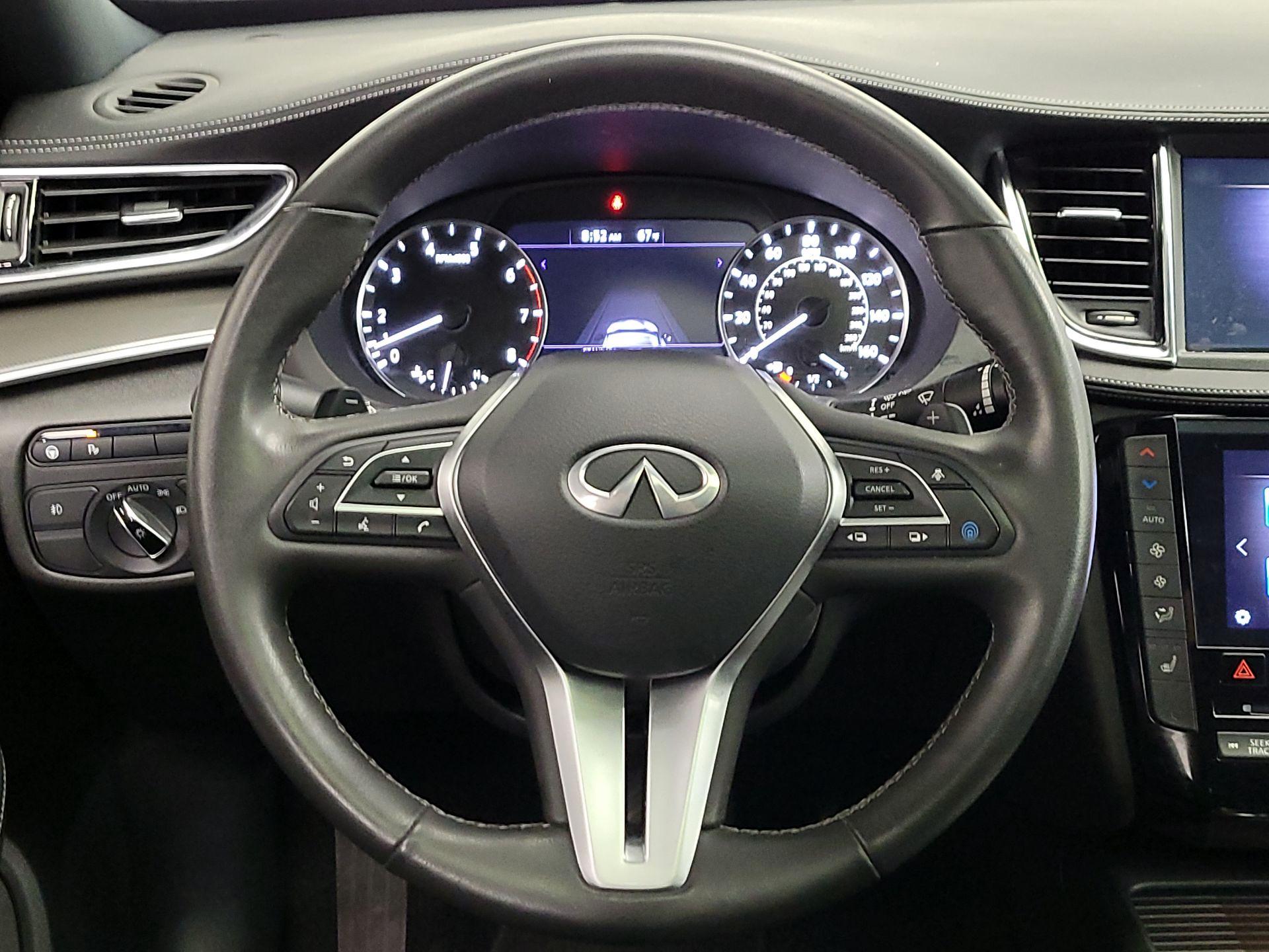 Thumbnail: 2023 INFINITI QX55 - 10