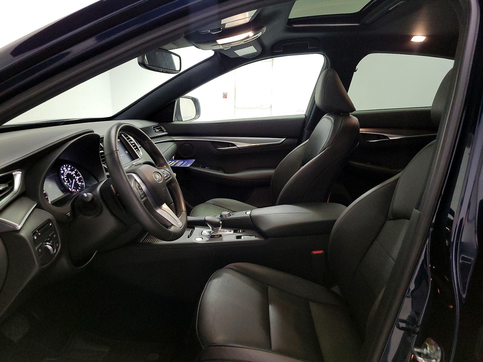 Thumbnail: 2023 INFINITI QX55 - 11