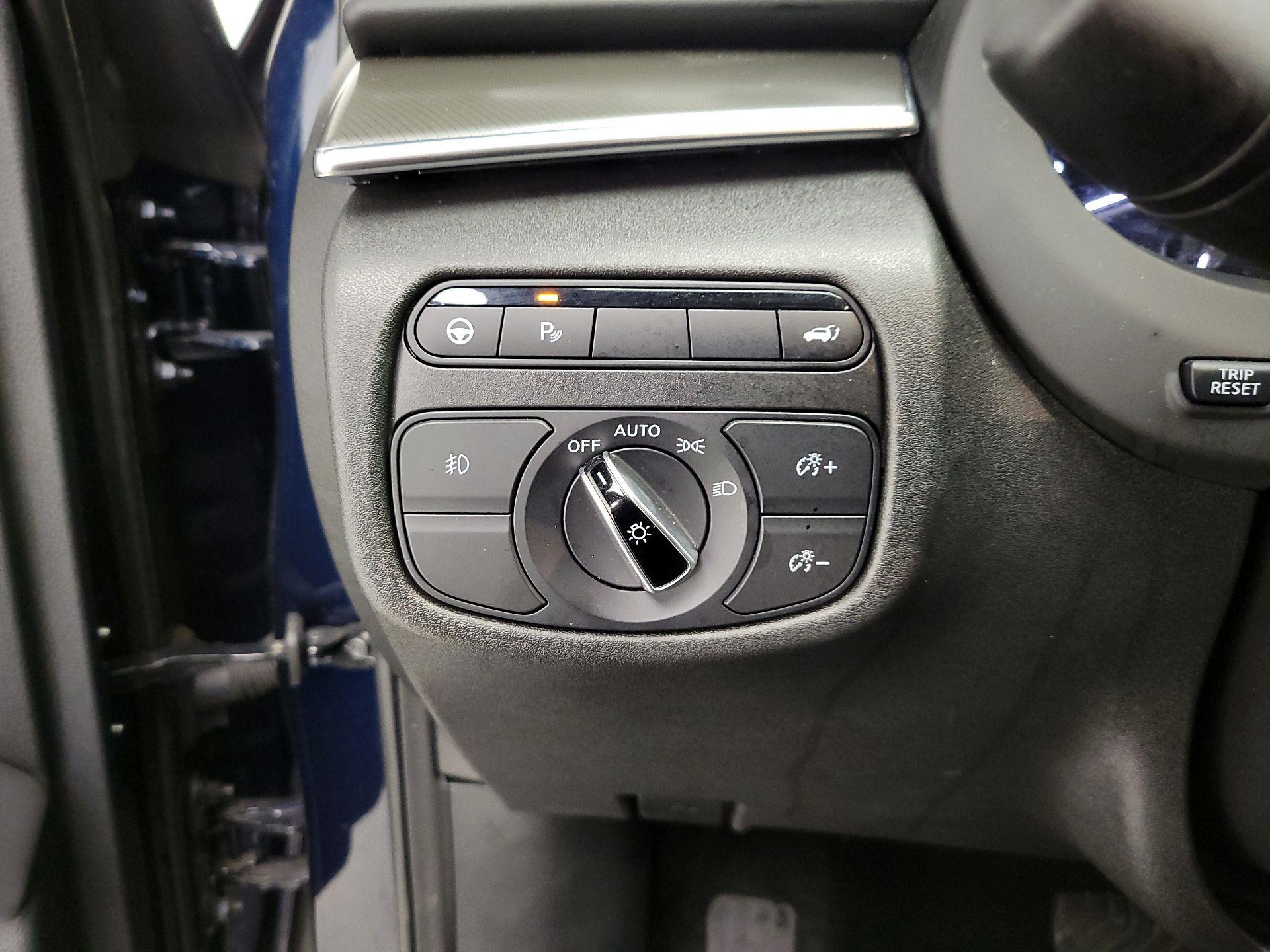 Thumbnail: 2023 INFINITI QX55 - 13