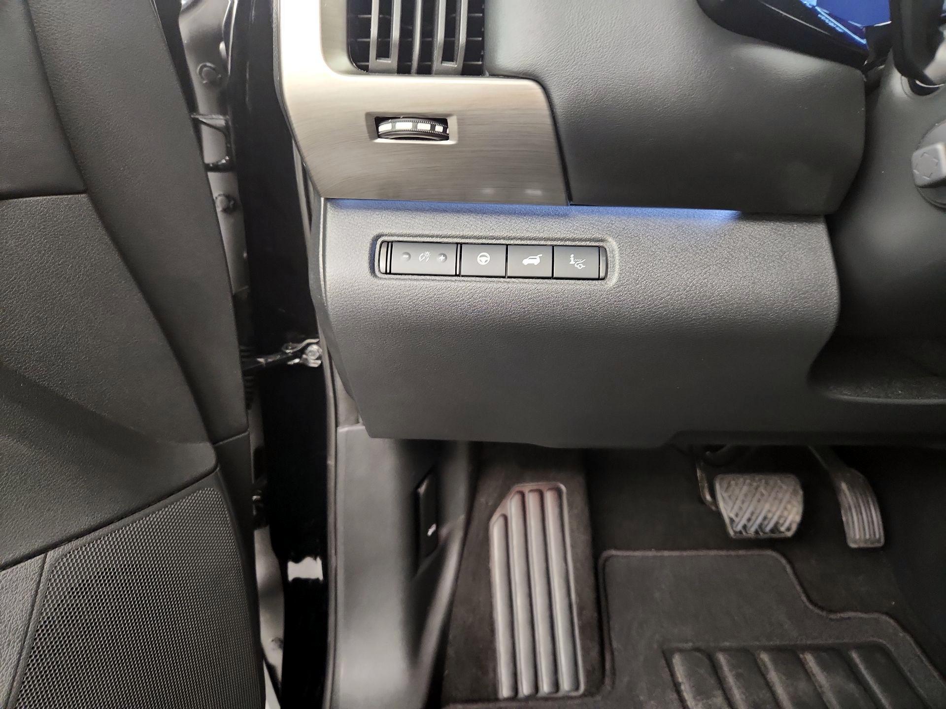 Thumbnail: 2024 Nissan Pathfinder - 13