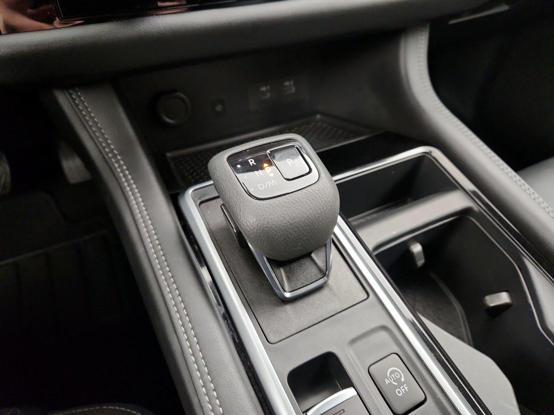 Thumbnail: 2024 Nissan Pathfinder - 18