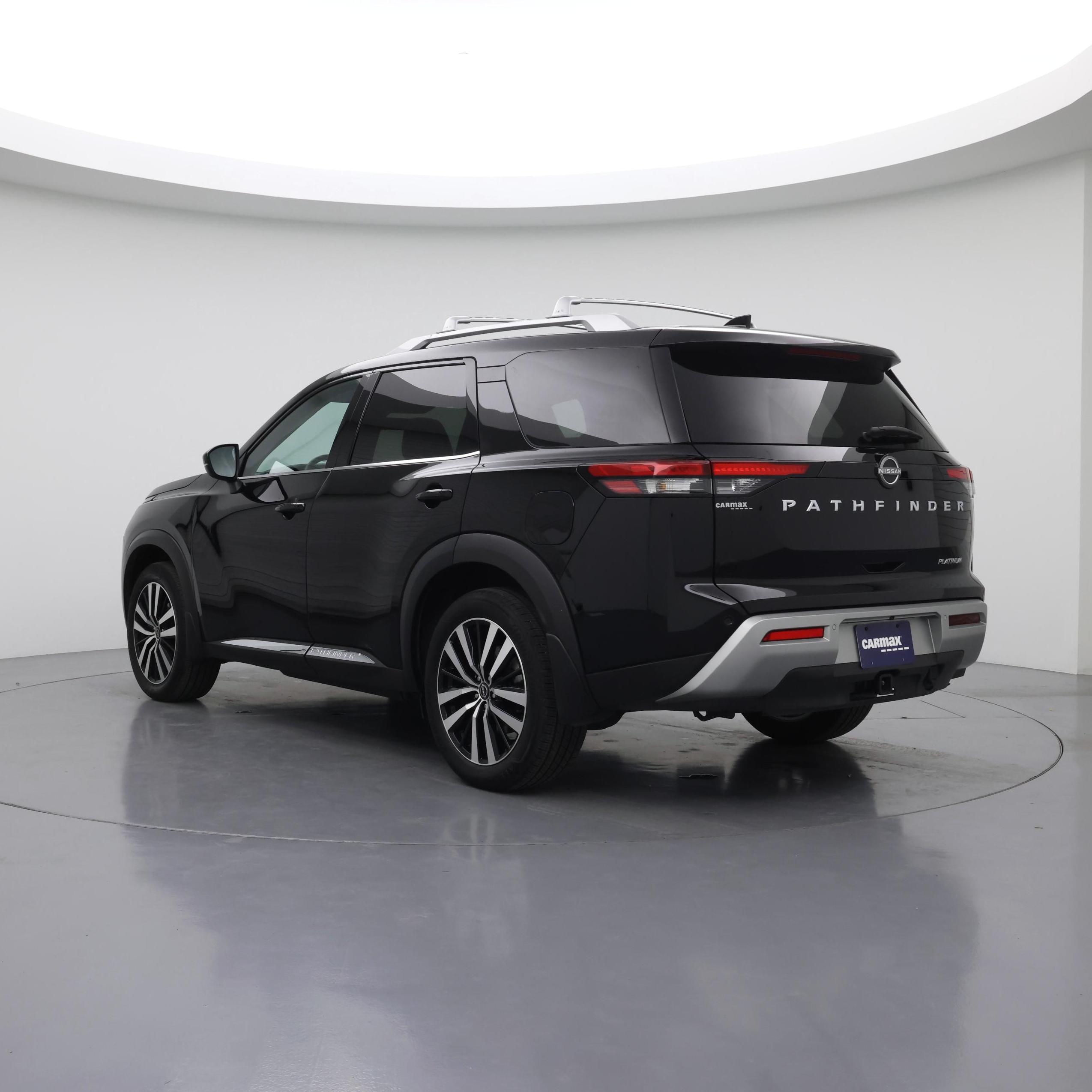 Thumbnail: 2024 Nissan Pathfinder - 2