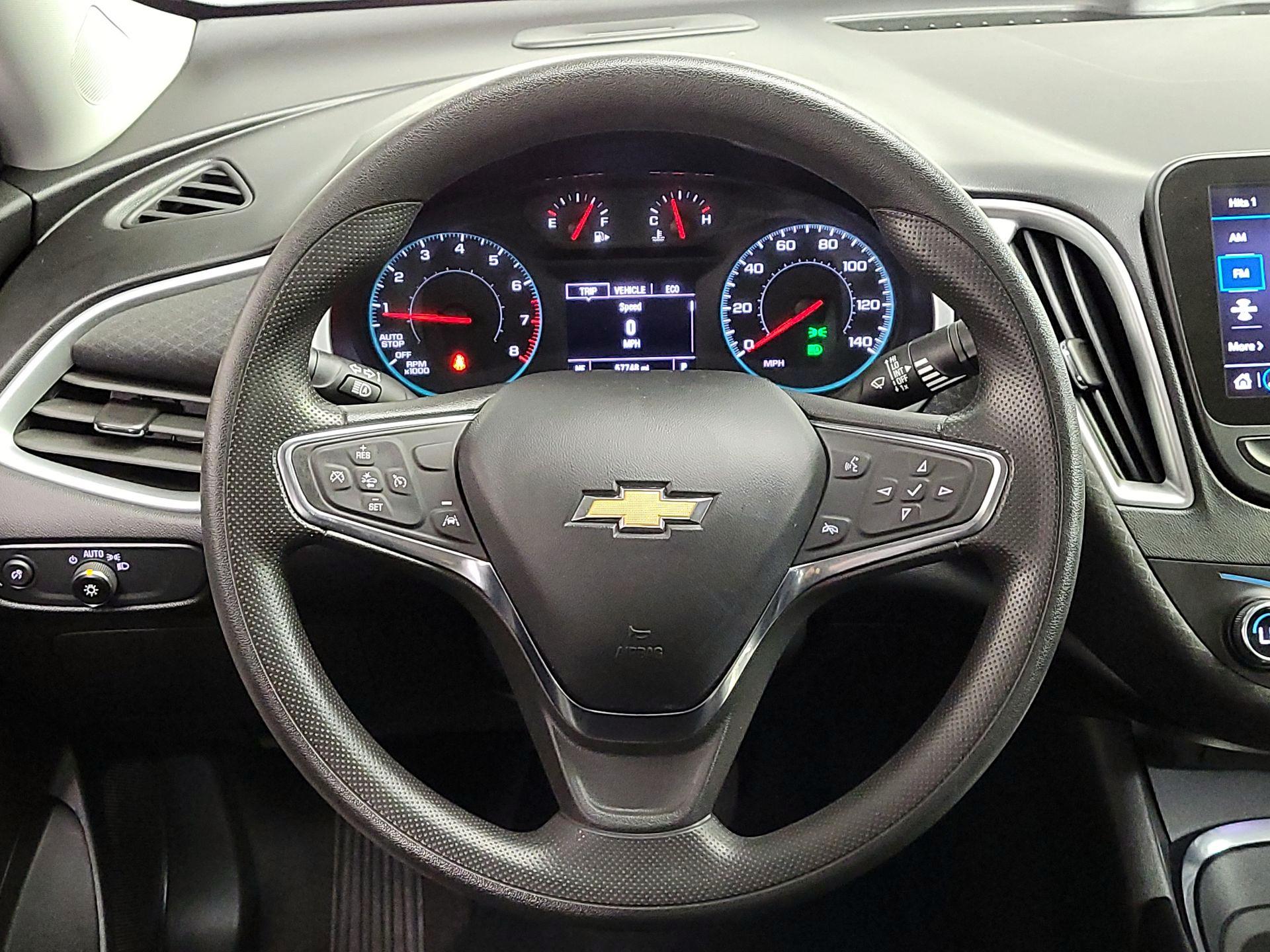 Thumbnail: 2023 Chevrolet Malibu - 10