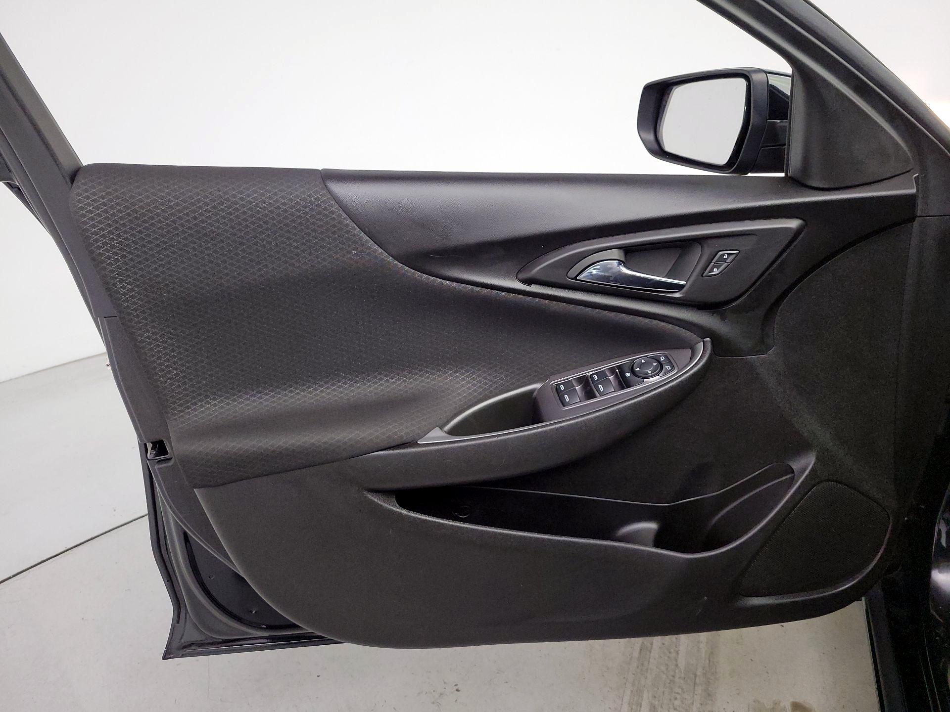 Thumbnail: 2023 Chevrolet Malibu - 12