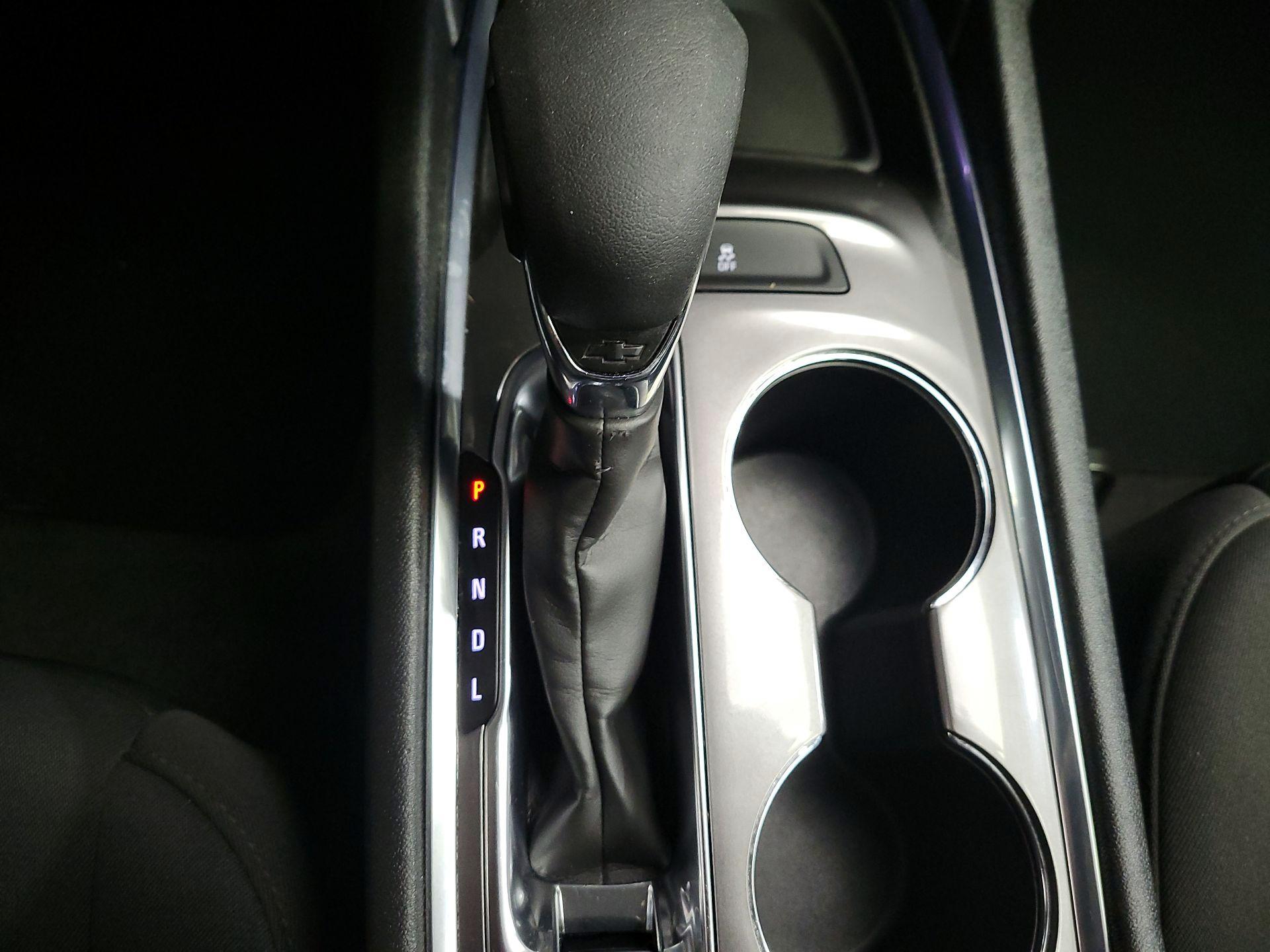 Thumbnail: 2023 Chevrolet Malibu - 17