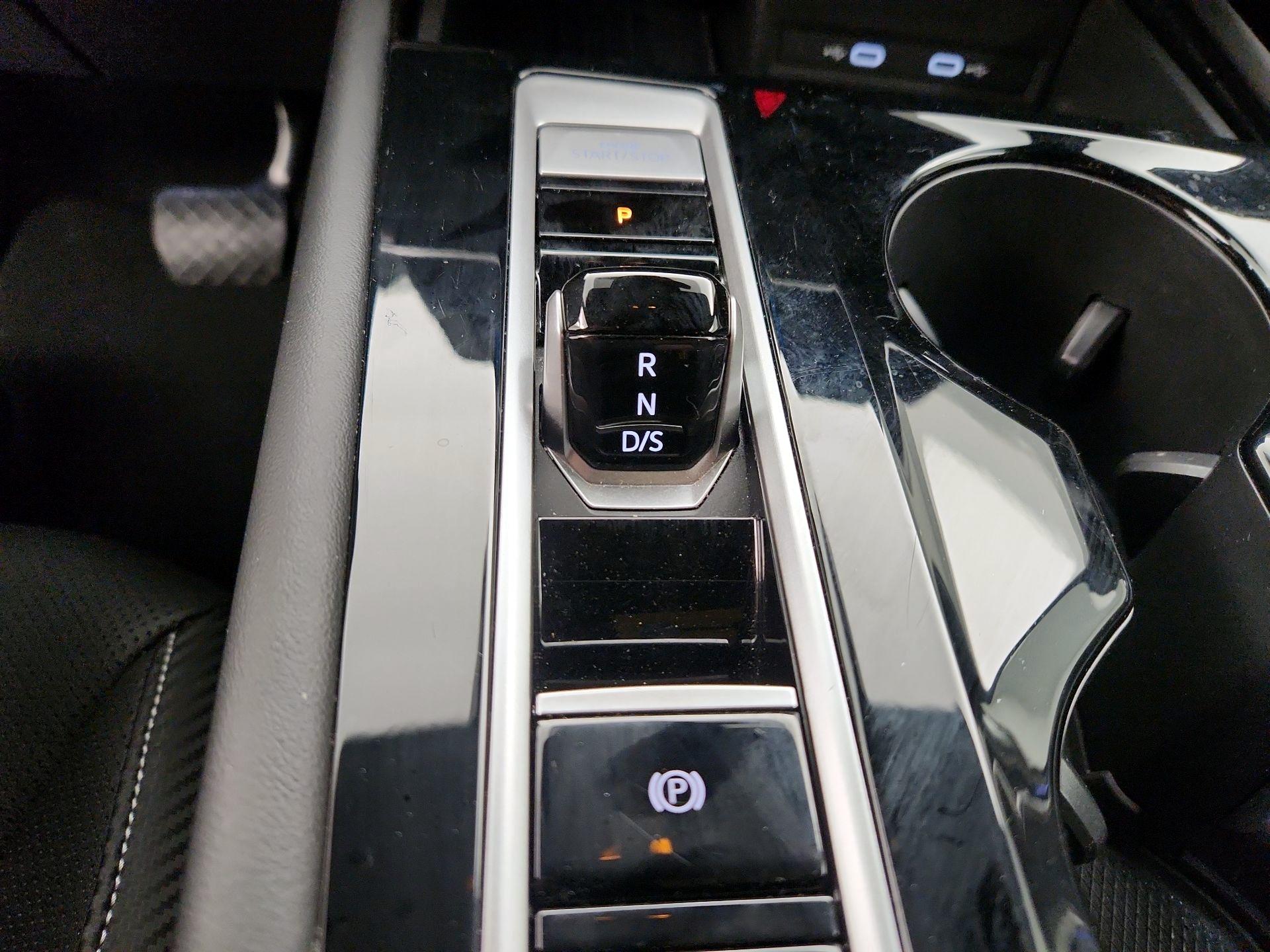 Thumbnail: 2025 Volkswagen Atlas - 17