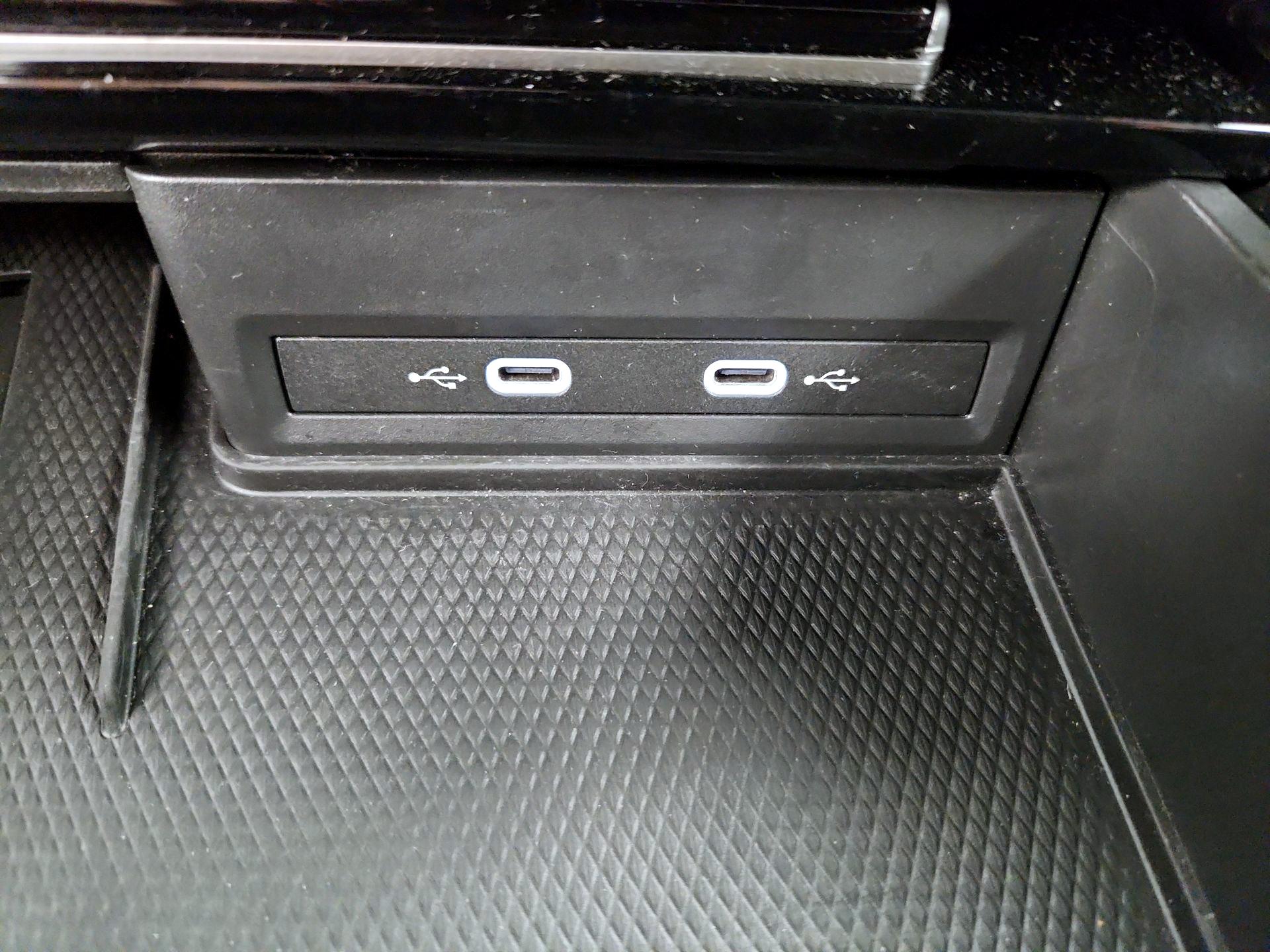 Thumbnail: 2025 Volkswagen Atlas - 18