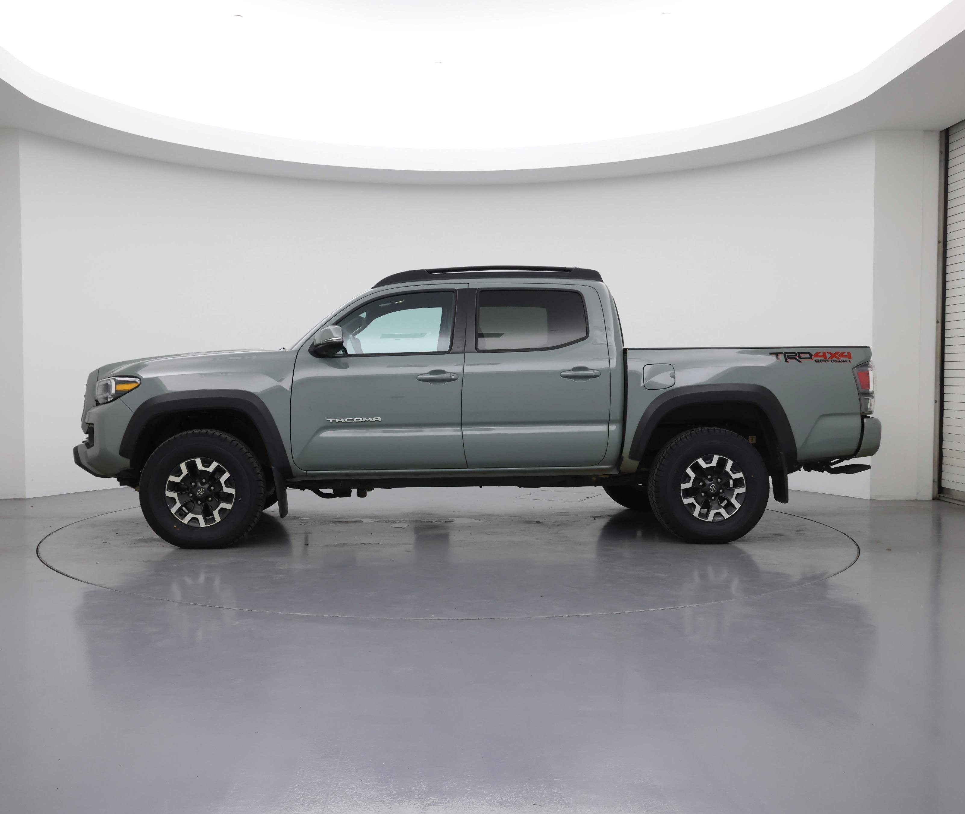 Thumbnail: 2023 Toyota Tacoma - 3