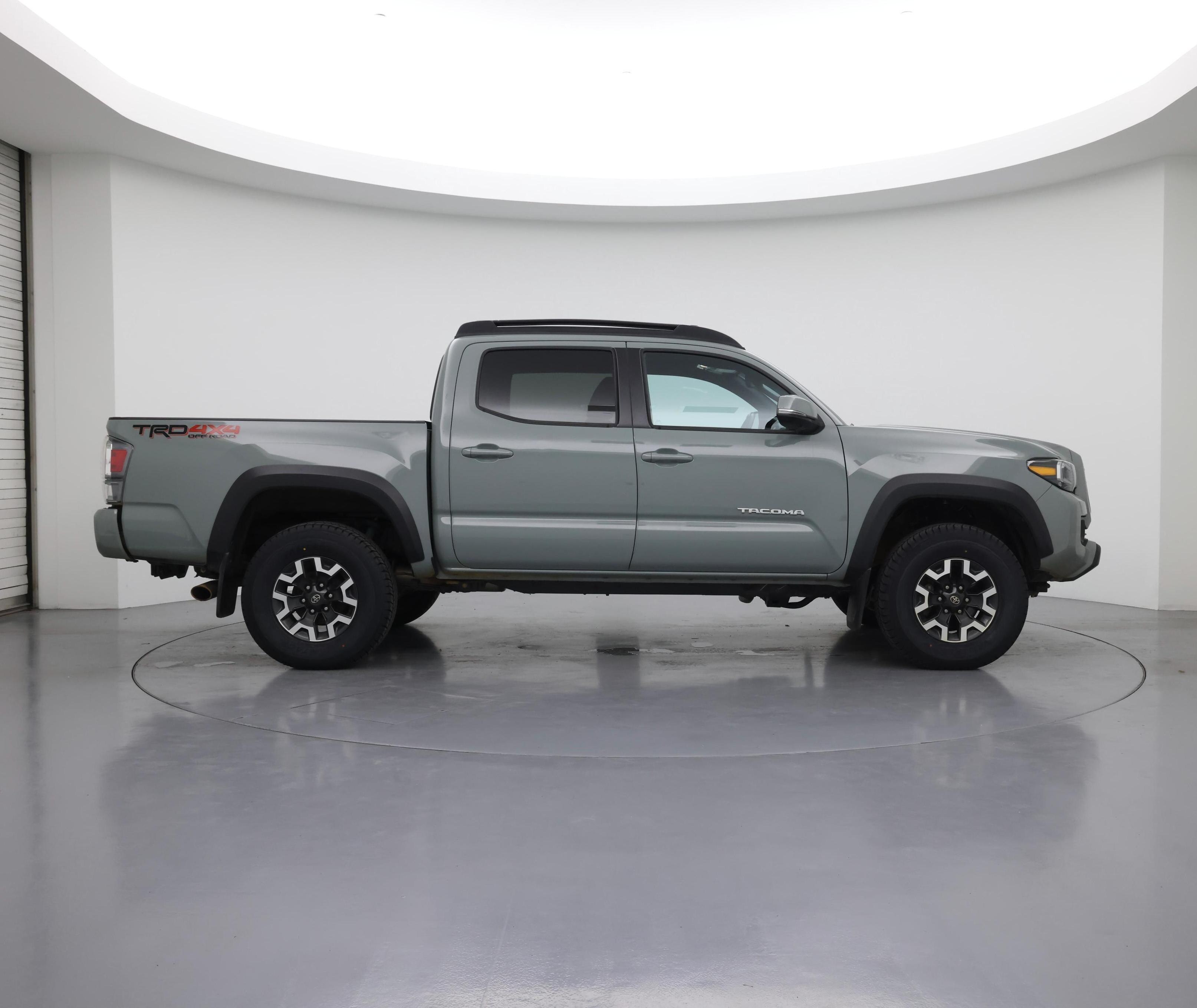 Thumbnail: 2023 Toyota Tacoma - 7