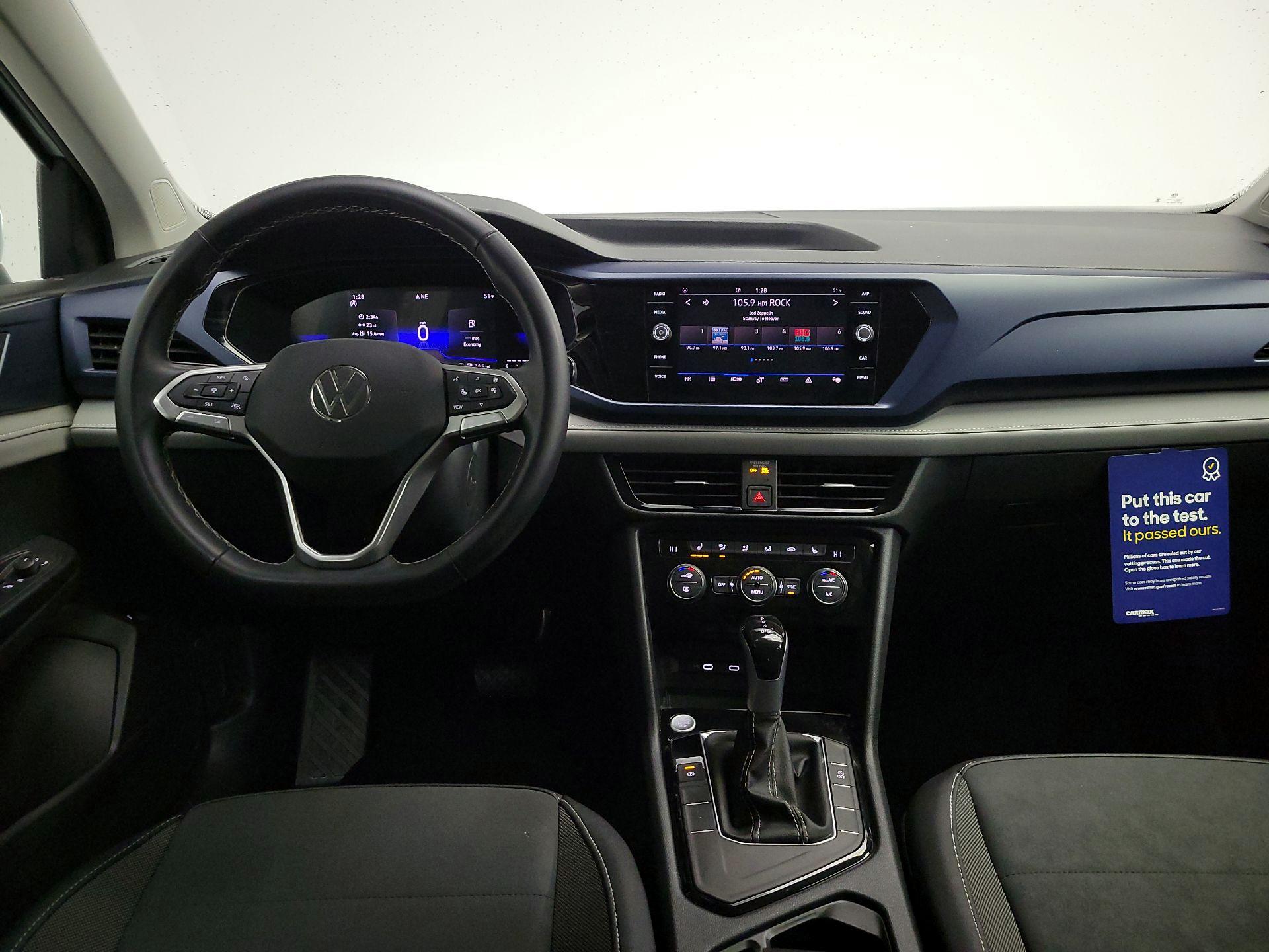 Thumbnail: 2024 Volkswagen Taos - 9