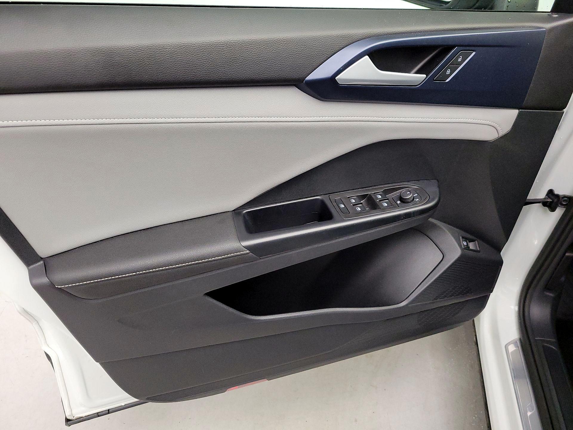 Thumbnail: 2024 Volkswagen Taos - 12