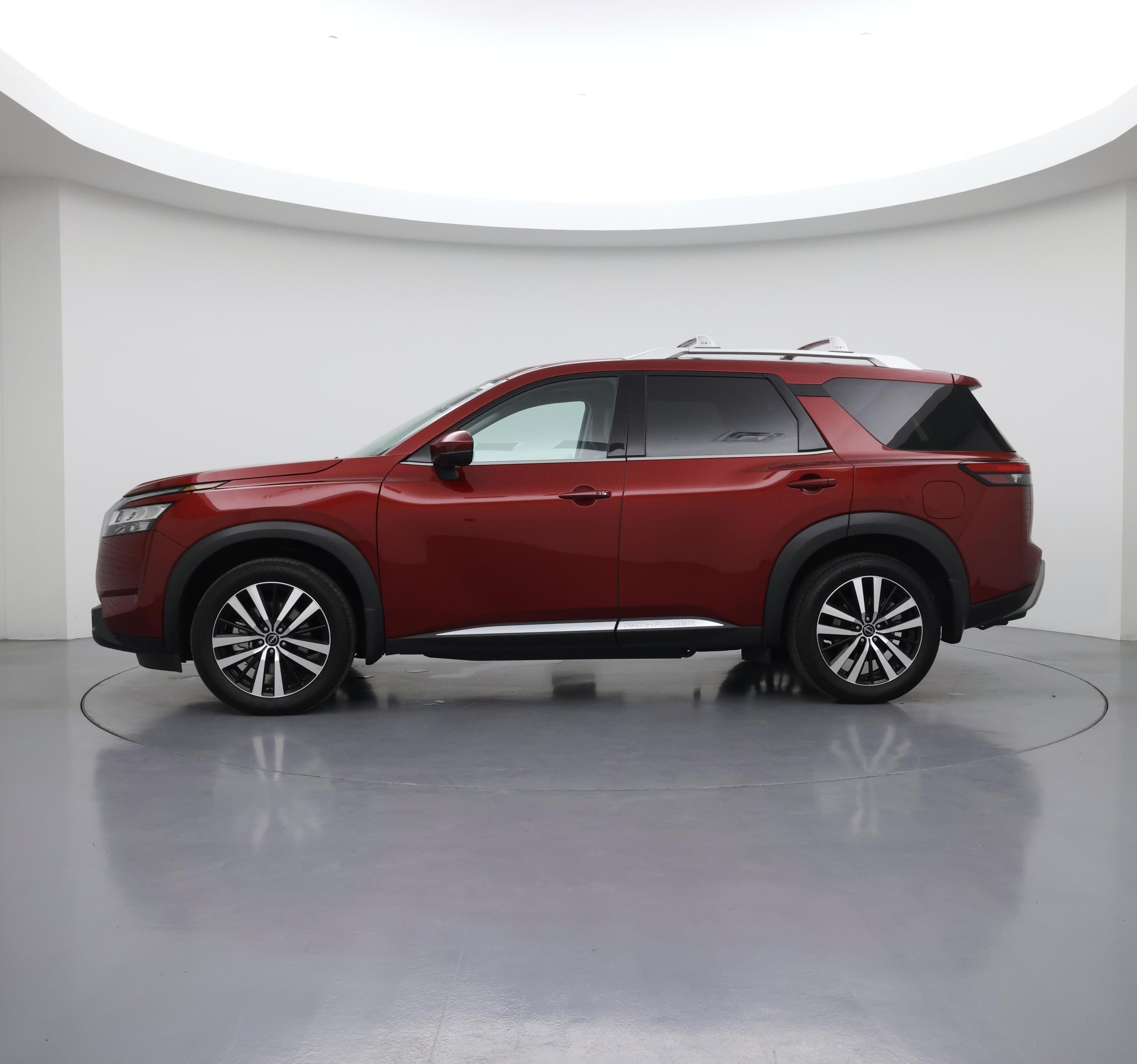Thumbnail: 2024 Nissan Pathfinder - 3