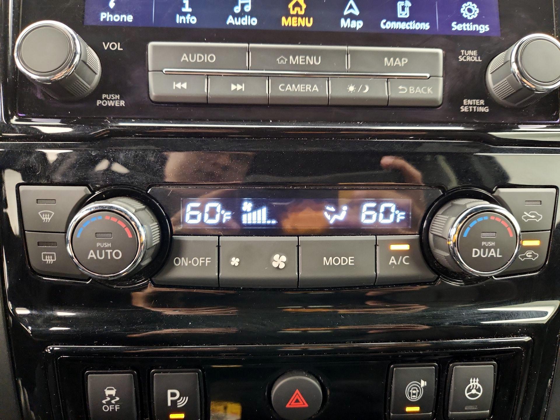 Thumbnail: 2024 Nissan Titan - 16