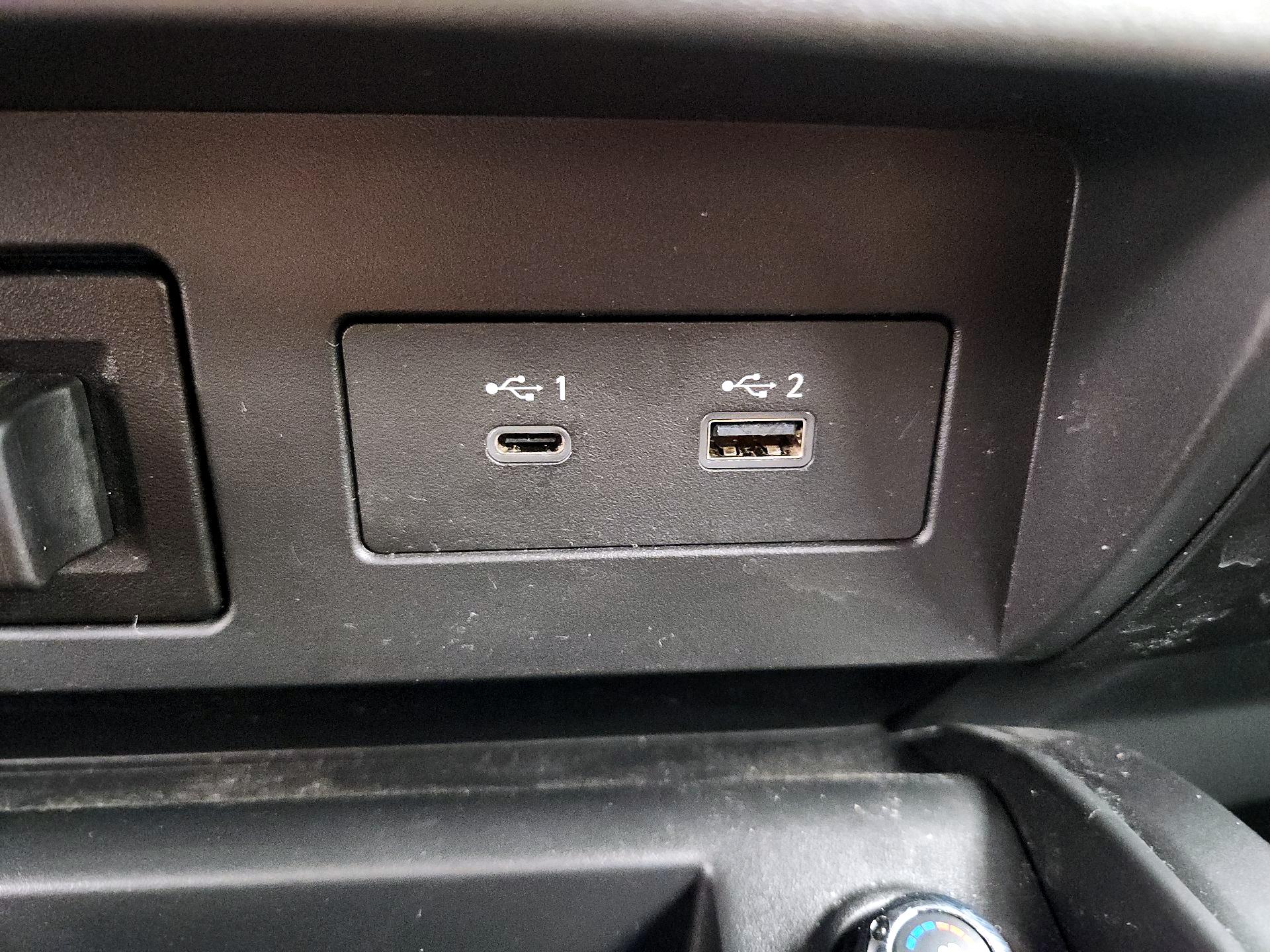 Thumbnail: 2024 Nissan Titan - 18